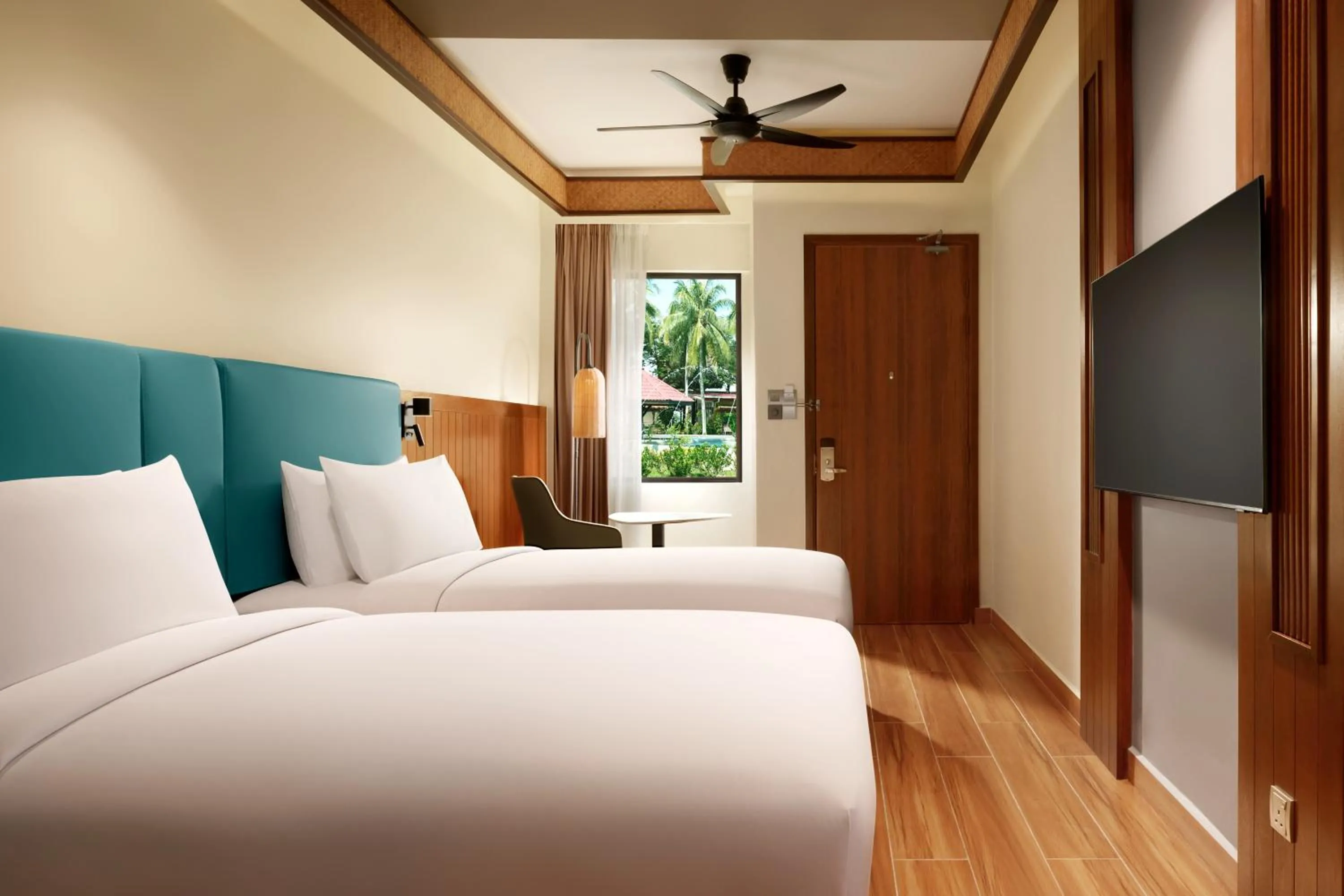 Bed in Hilton Garden Inn Kota Kinabalu Tuaran