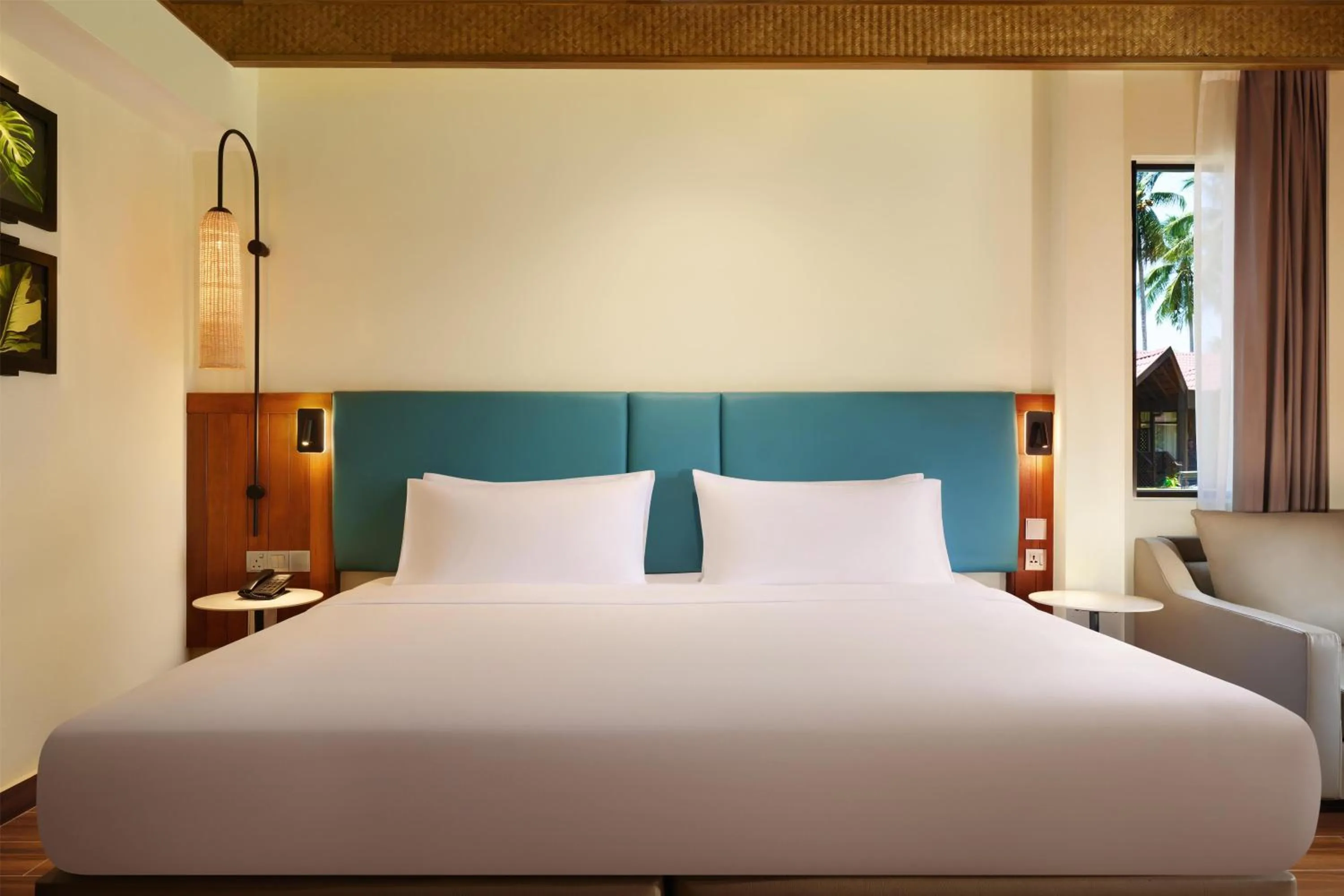 Bed in Hilton Garden Inn Kota Kinabalu Tuaran