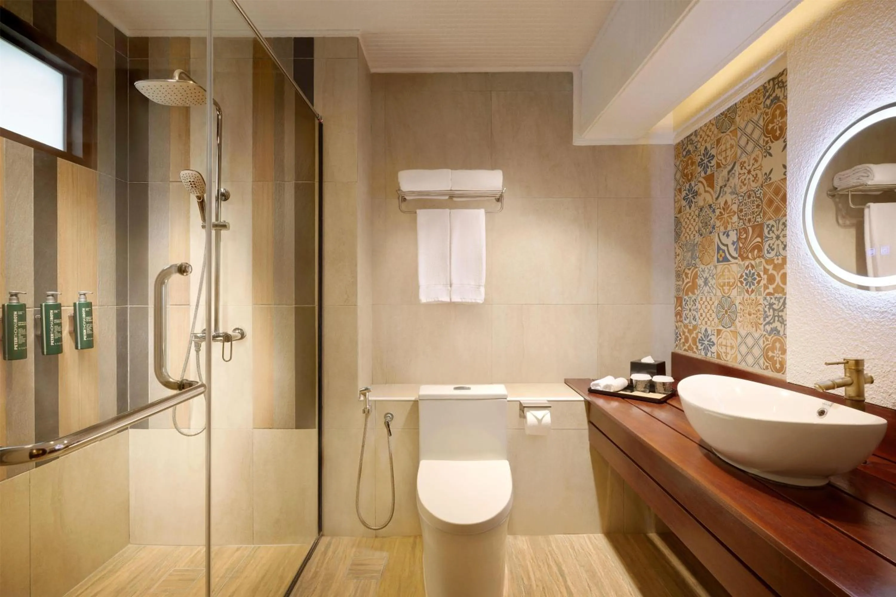 Bathroom in Hilton Garden Inn Kota Kinabalu Tuaran
