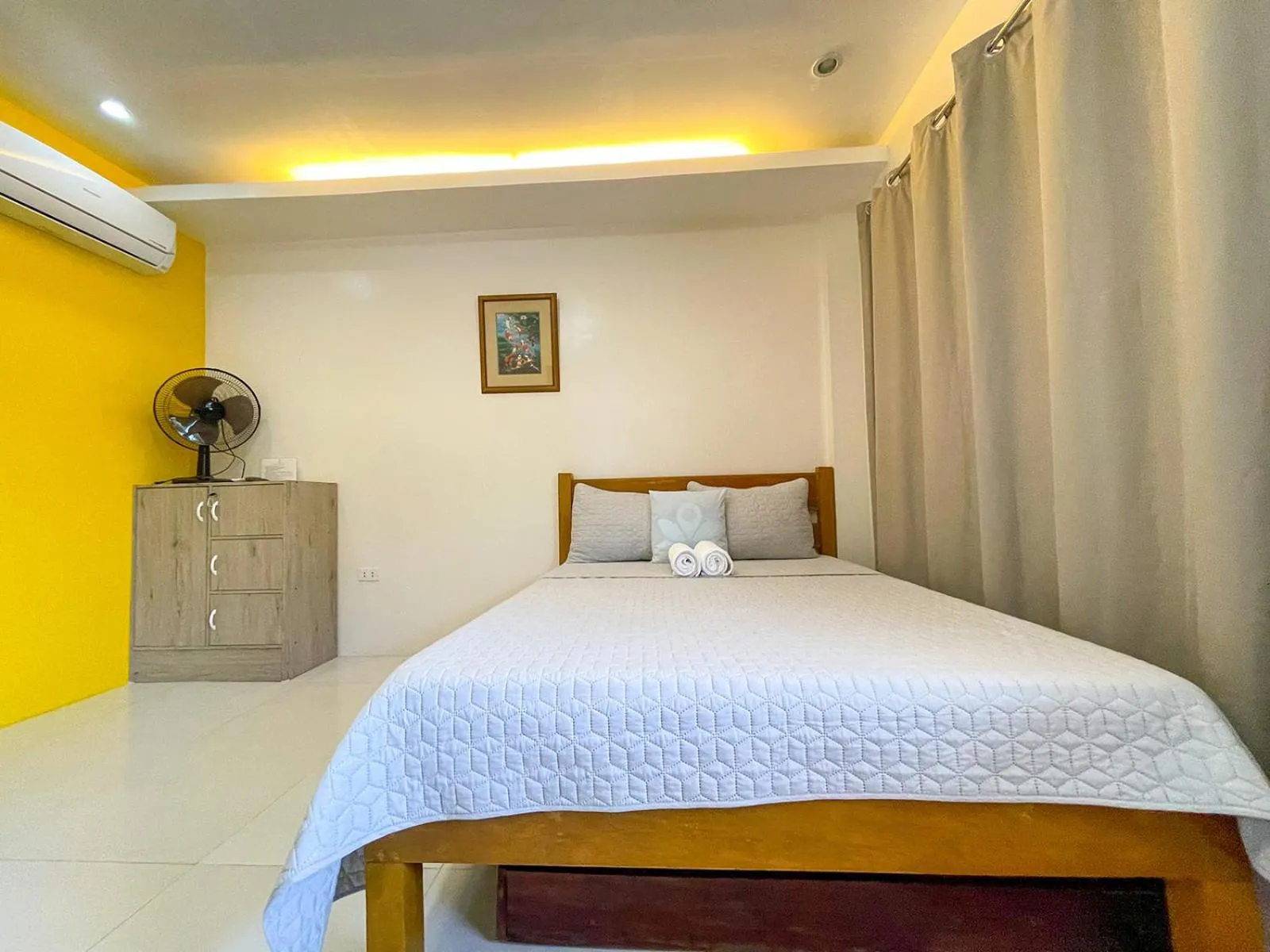 Bed in Villa Pamana Inn Puerto Galera powered by Cocotel