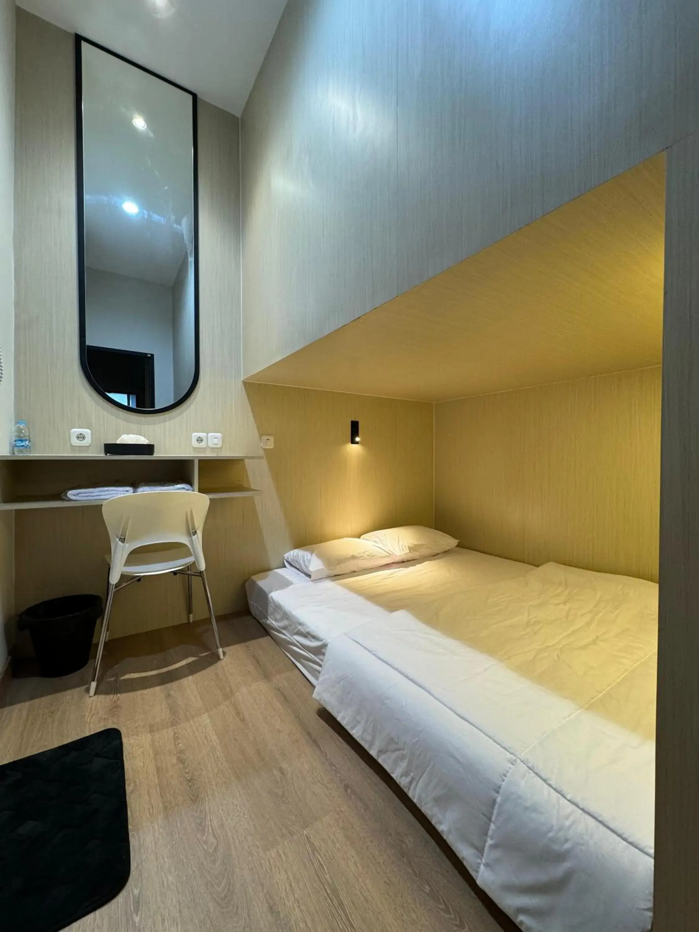 Double Room with Shared Bathroom in Youkata stay Hotel Double Room with Shared Bathroom in Youkata stay Hotel