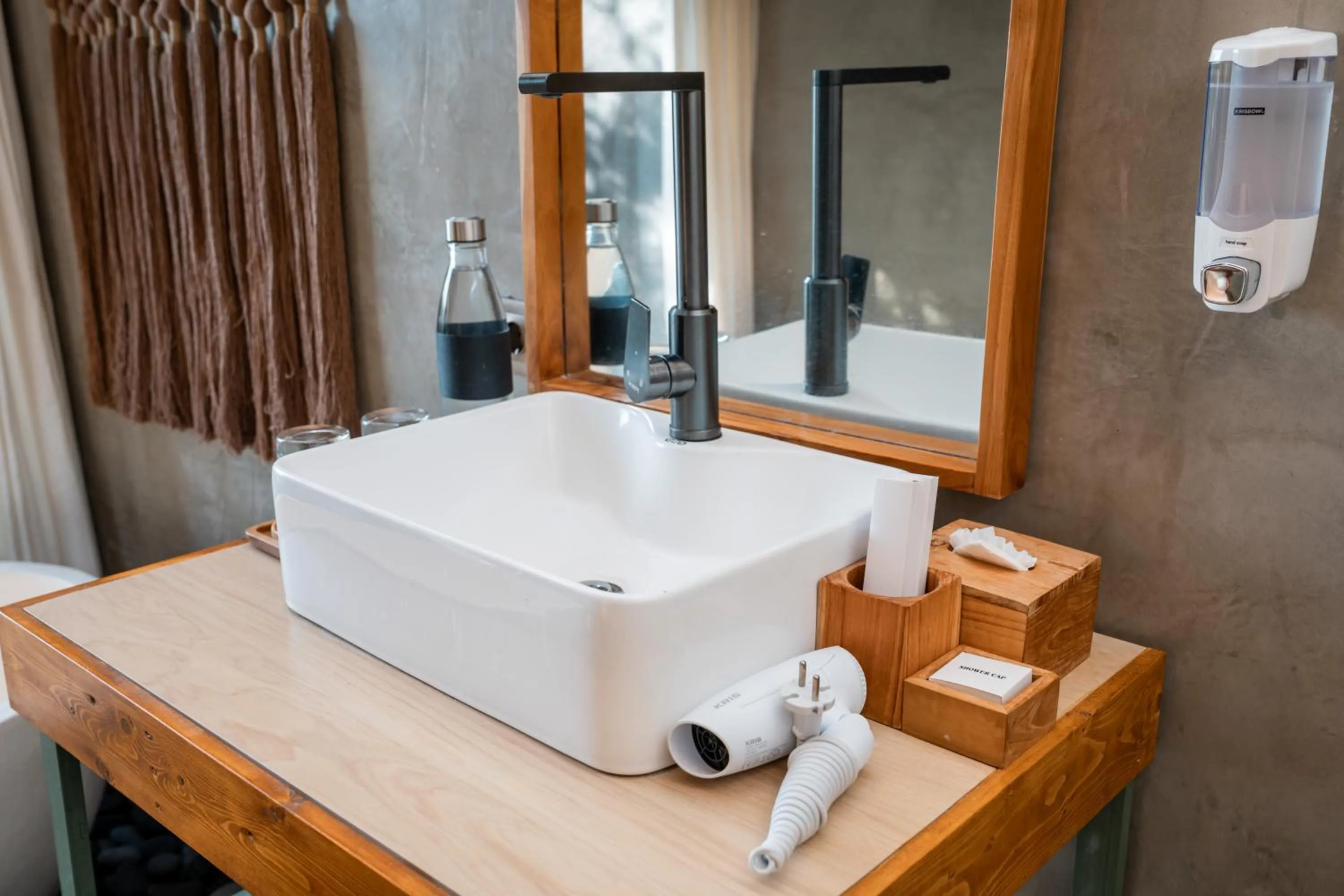 Bathroom in Black Wood Cabin