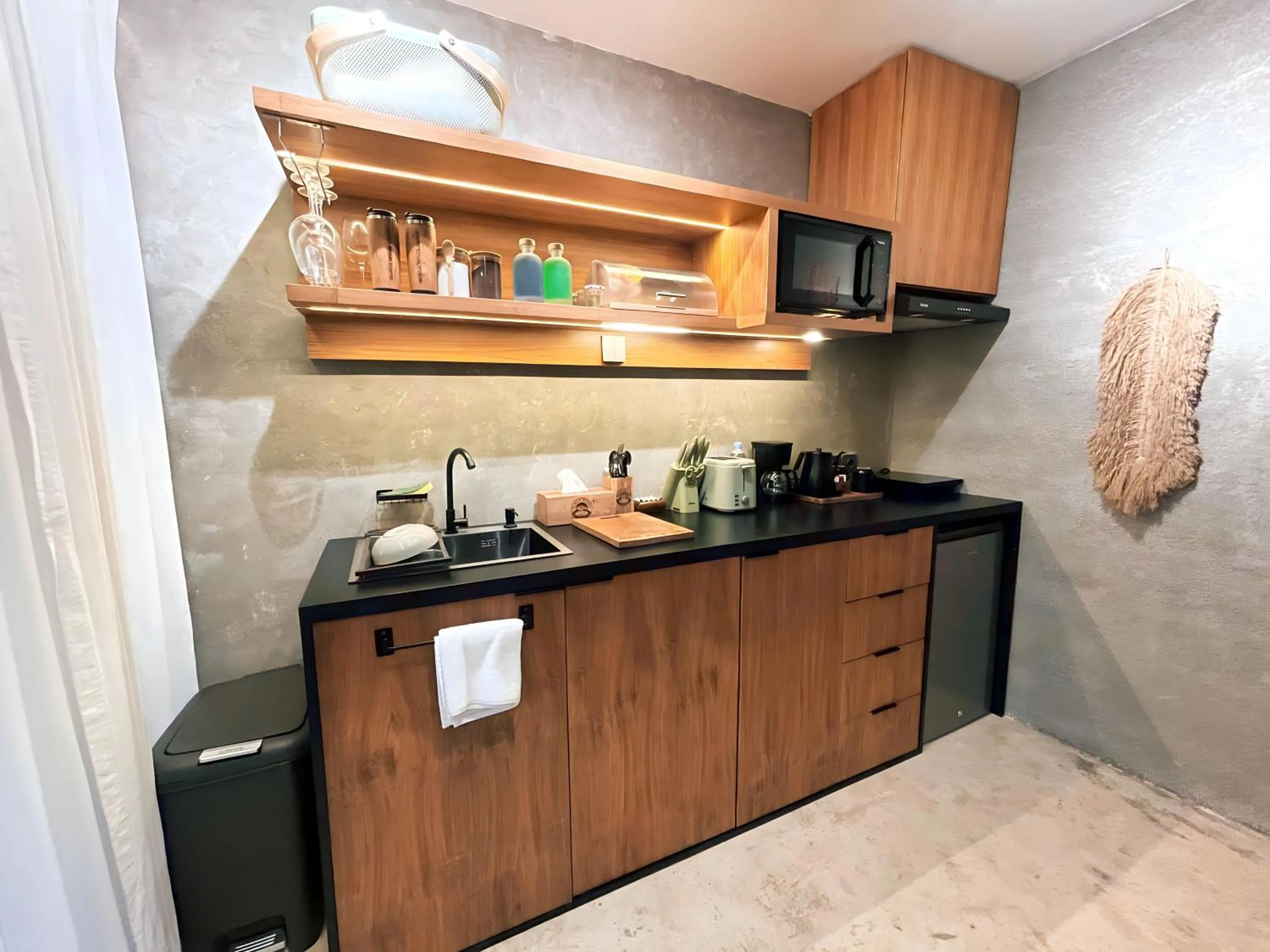 Kitchen or kitchenette in Black Wood Cabin