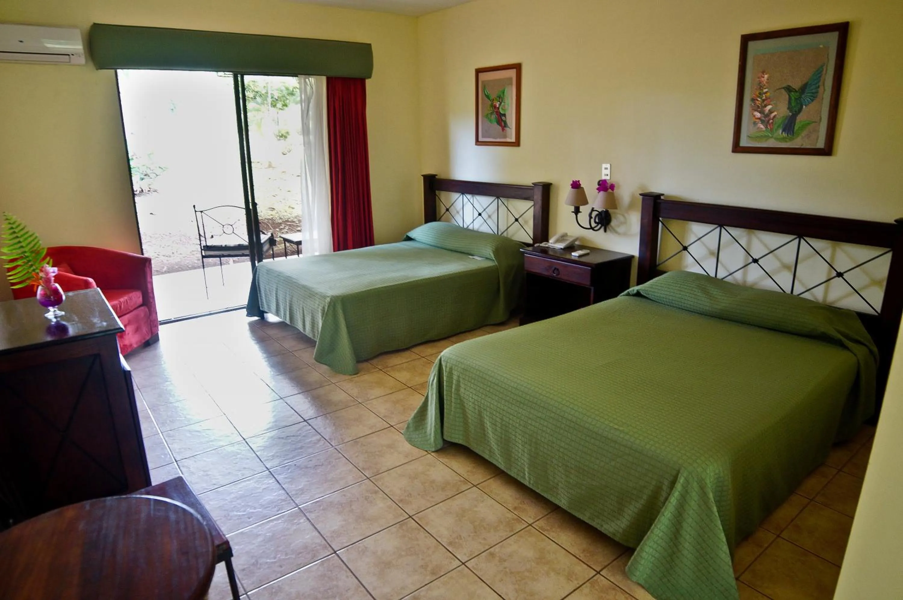 Property building, Bed in Natural Lodge Caño Negro