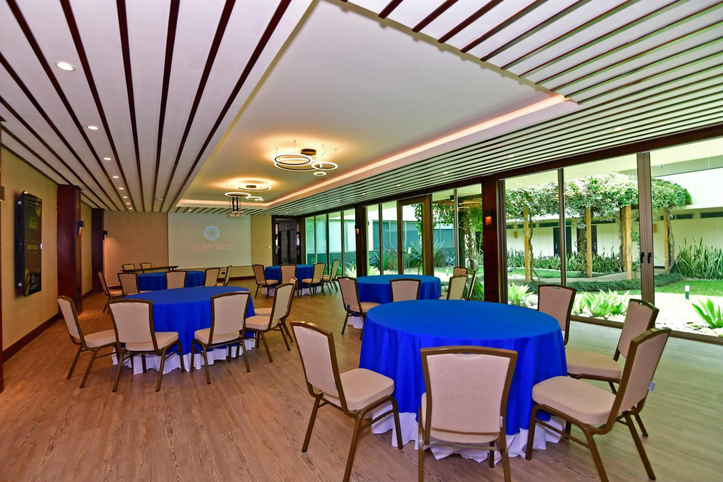 Banquet/Function facilities in Auténtico Hotel