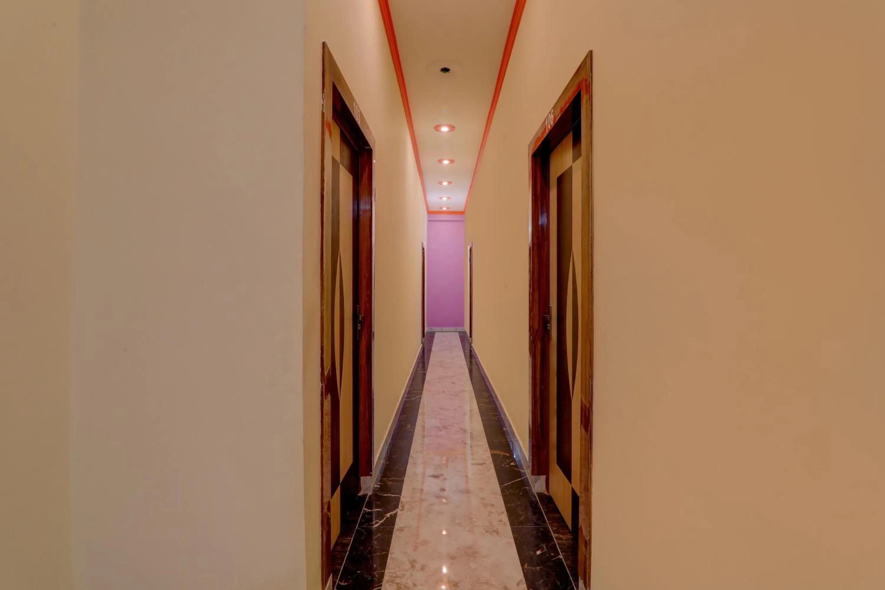 Lobby or reception in Hotel O Krishna guest house and restaurant