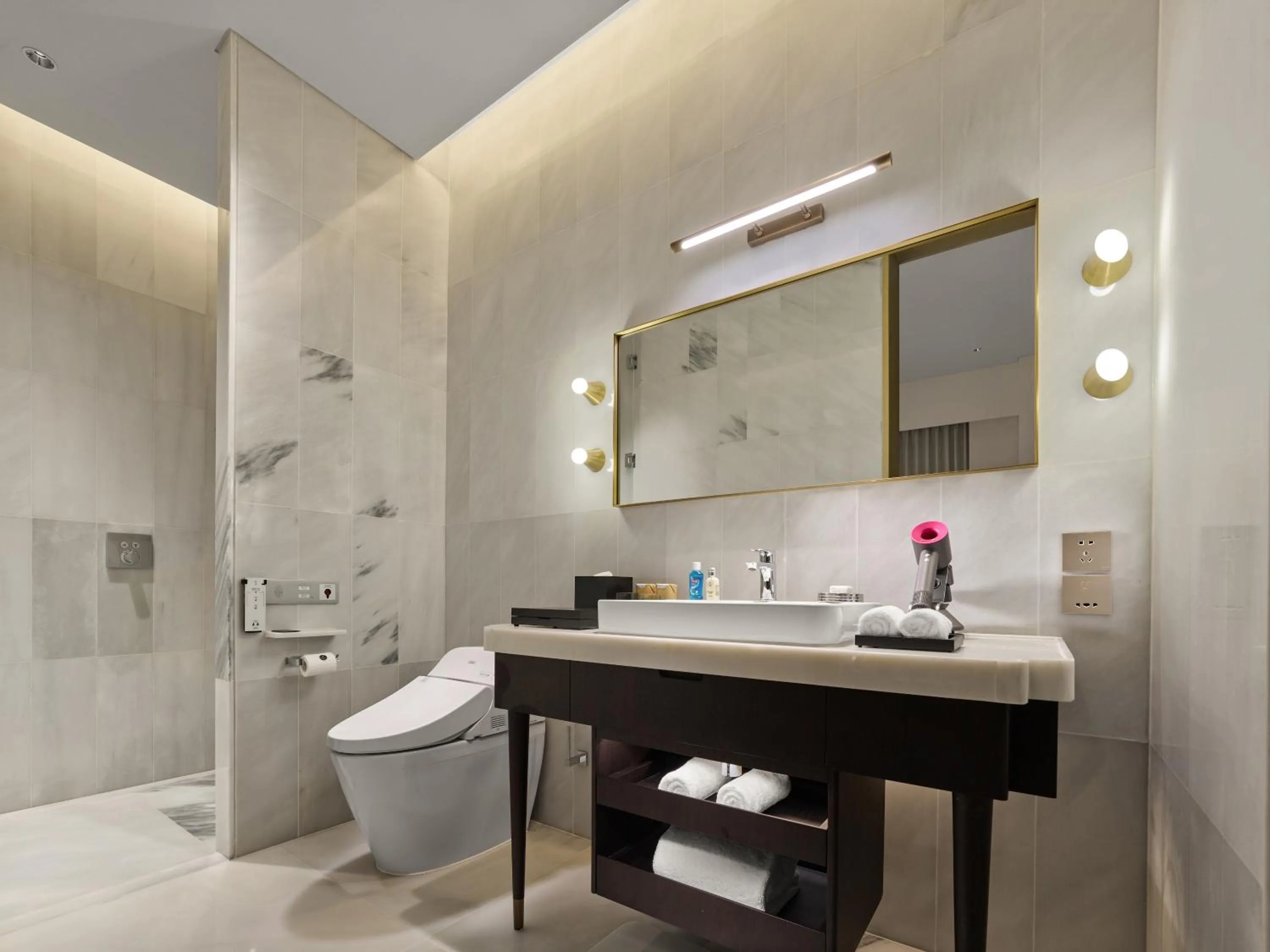 Toilet in Maison Albar Hotels Leshan