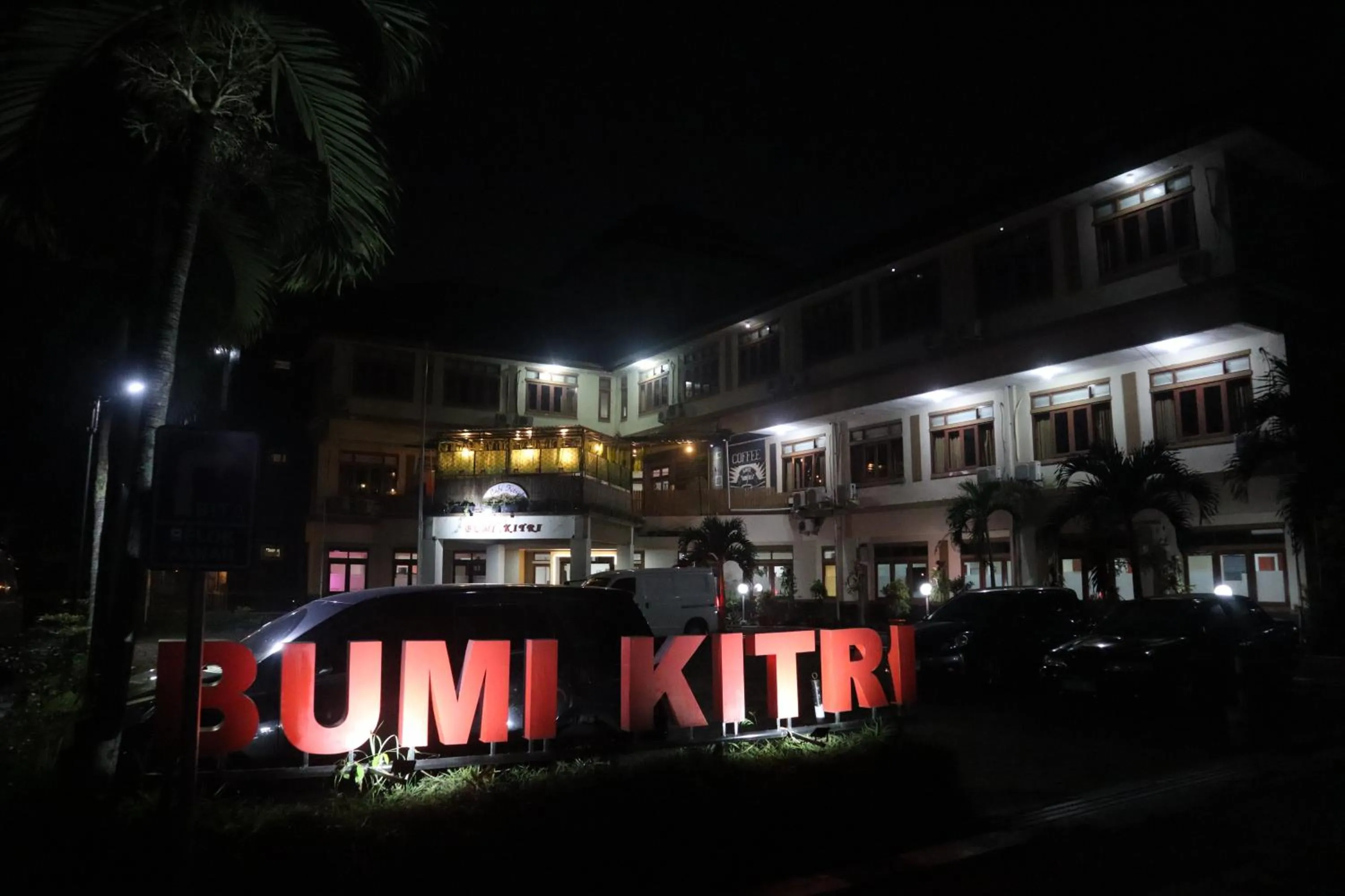 Property building in Hotel Bumi Kitri