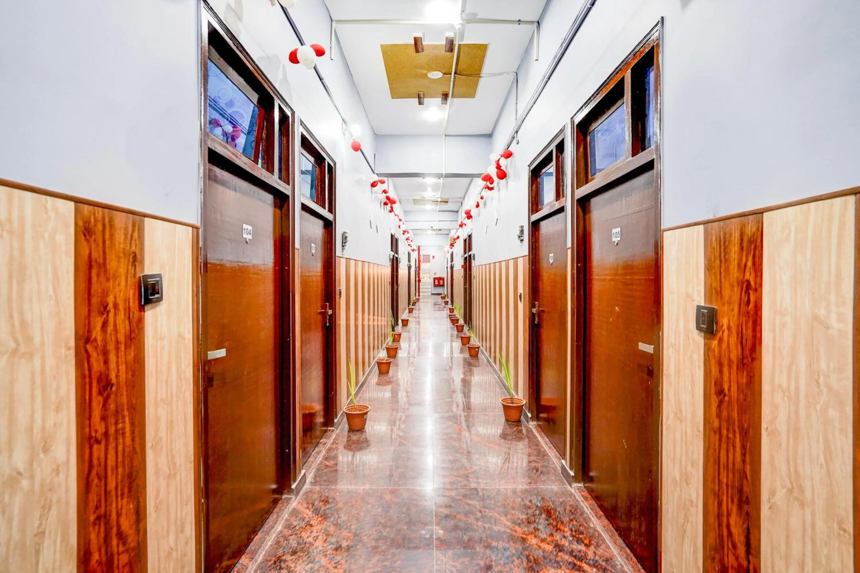 Lobby or reception in Hotel O HALDIRAMA HOTEL AND RESTAURANT