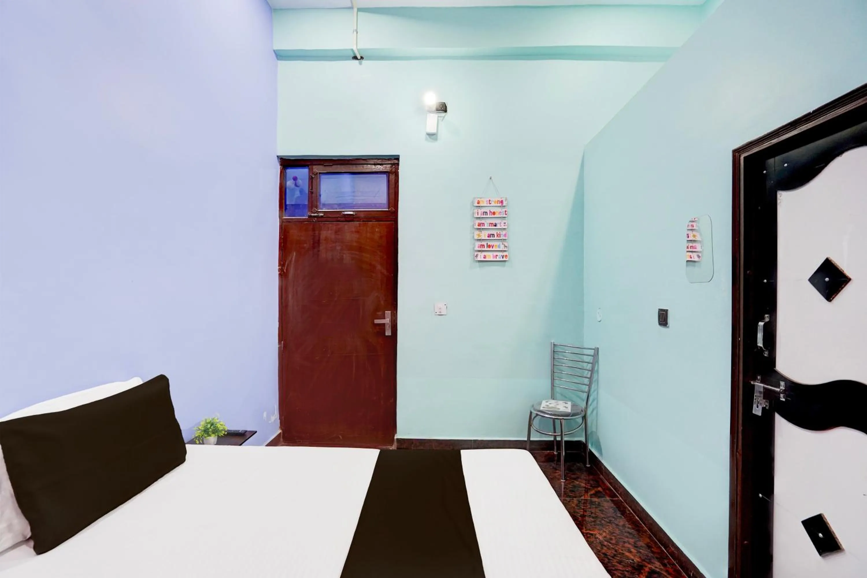 Bathroom, Bed in Hotel O HALDIRAMA HOTEL AND RESTAURANT