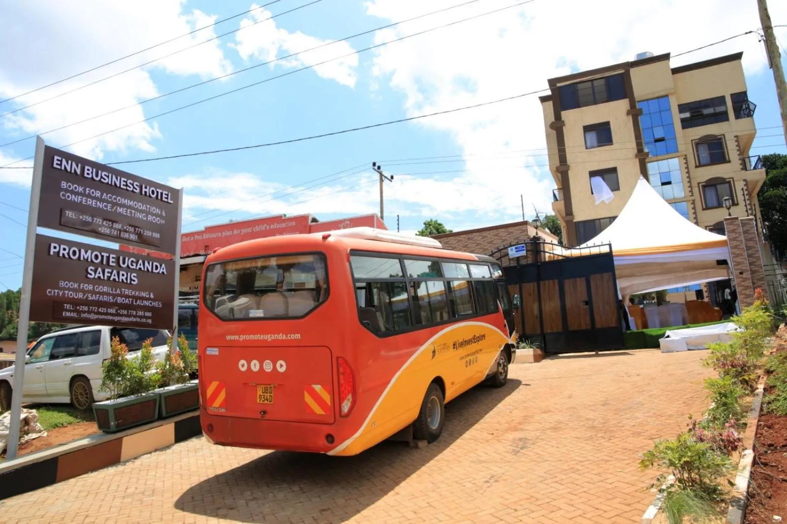 shuttle in ENN Business Hotel