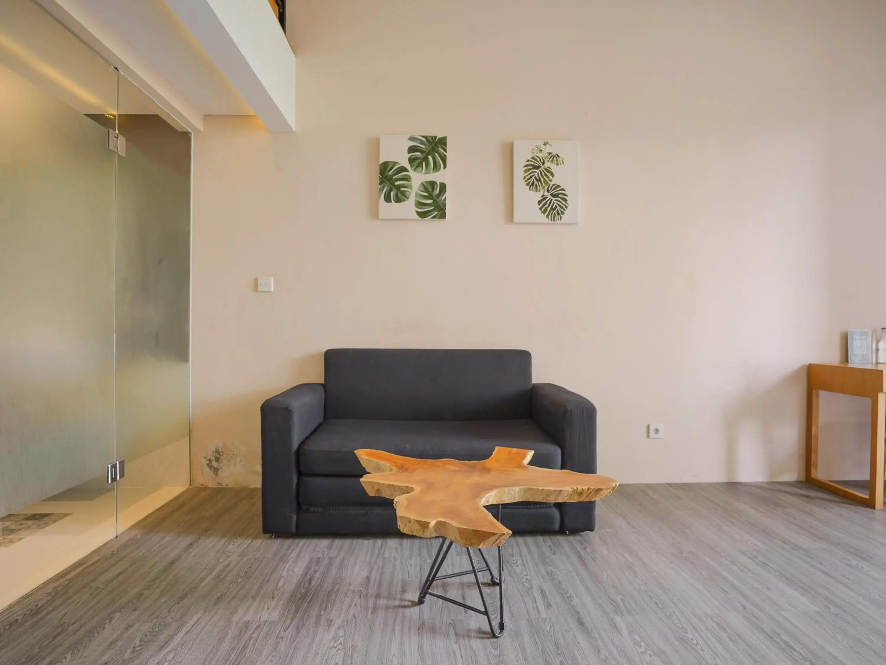 Living room in Sunrise Suite Seminyak by ARM Hospitality Living room in Sunrise Suite Seminyak by ARM Hospitality