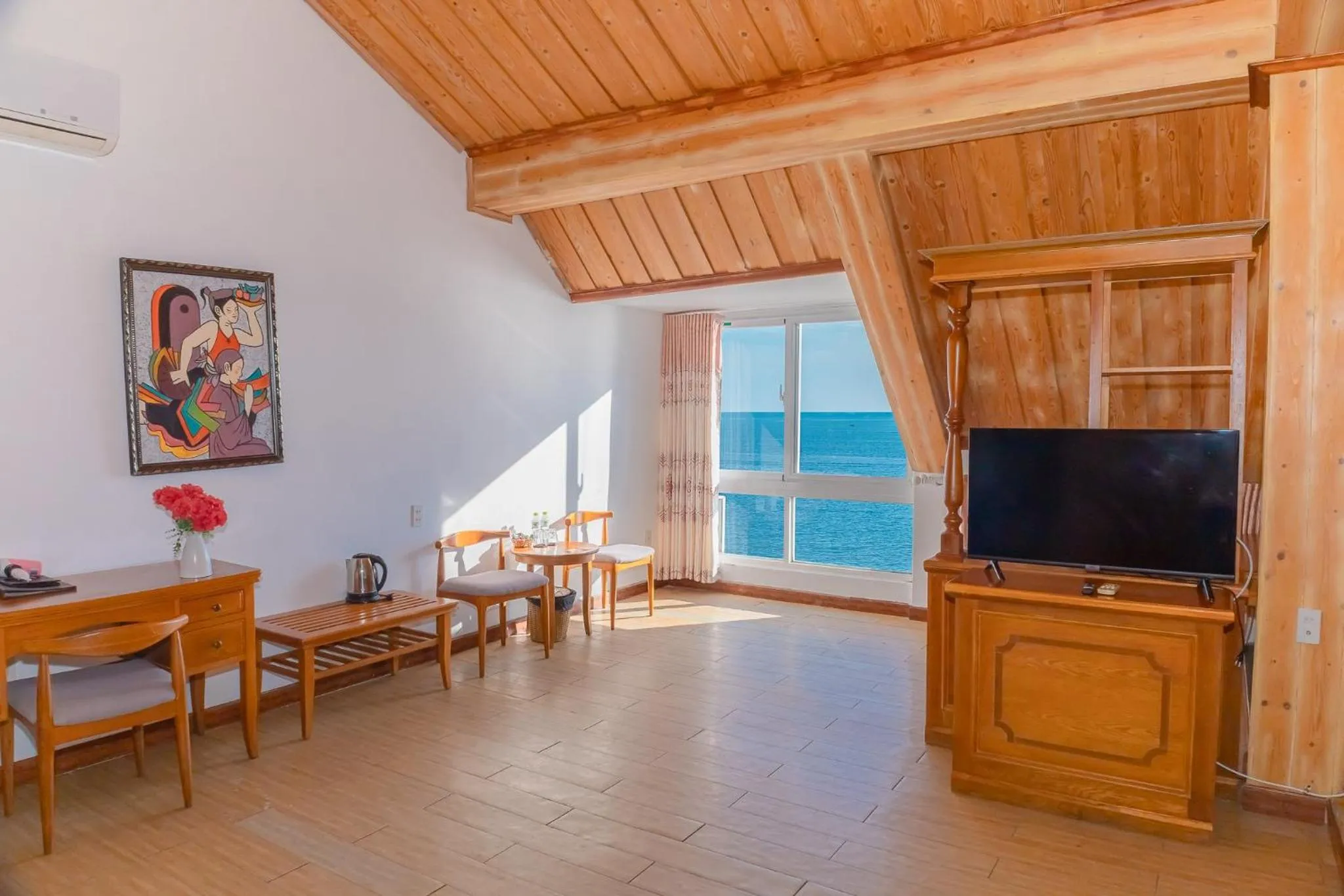 Photo of the whole room in Sun Viet Resort Phu Quoc