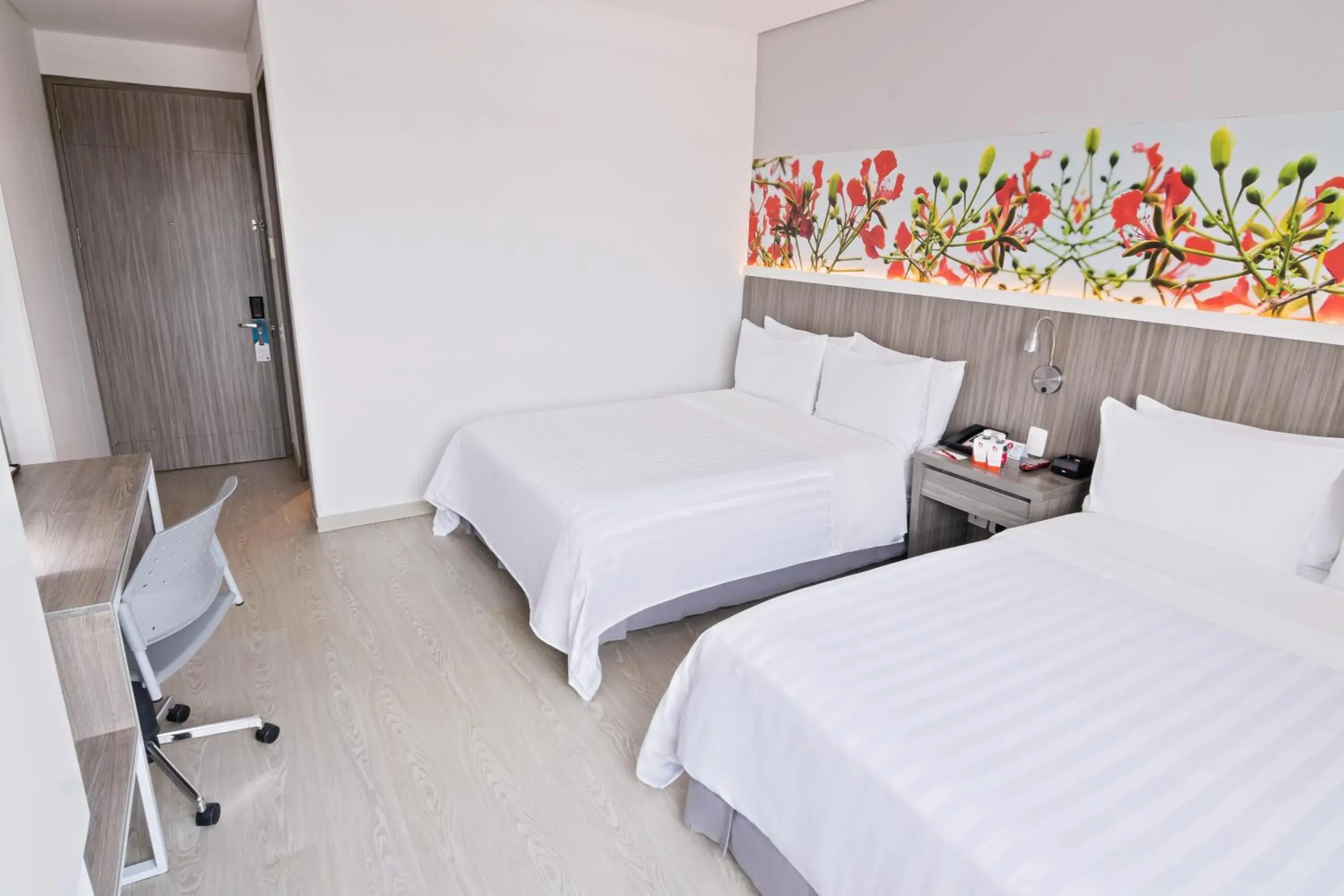 Photo of the whole room, Bed in GHL Style Yopal Photo of the whole room, Bed in GHL Style Yopal