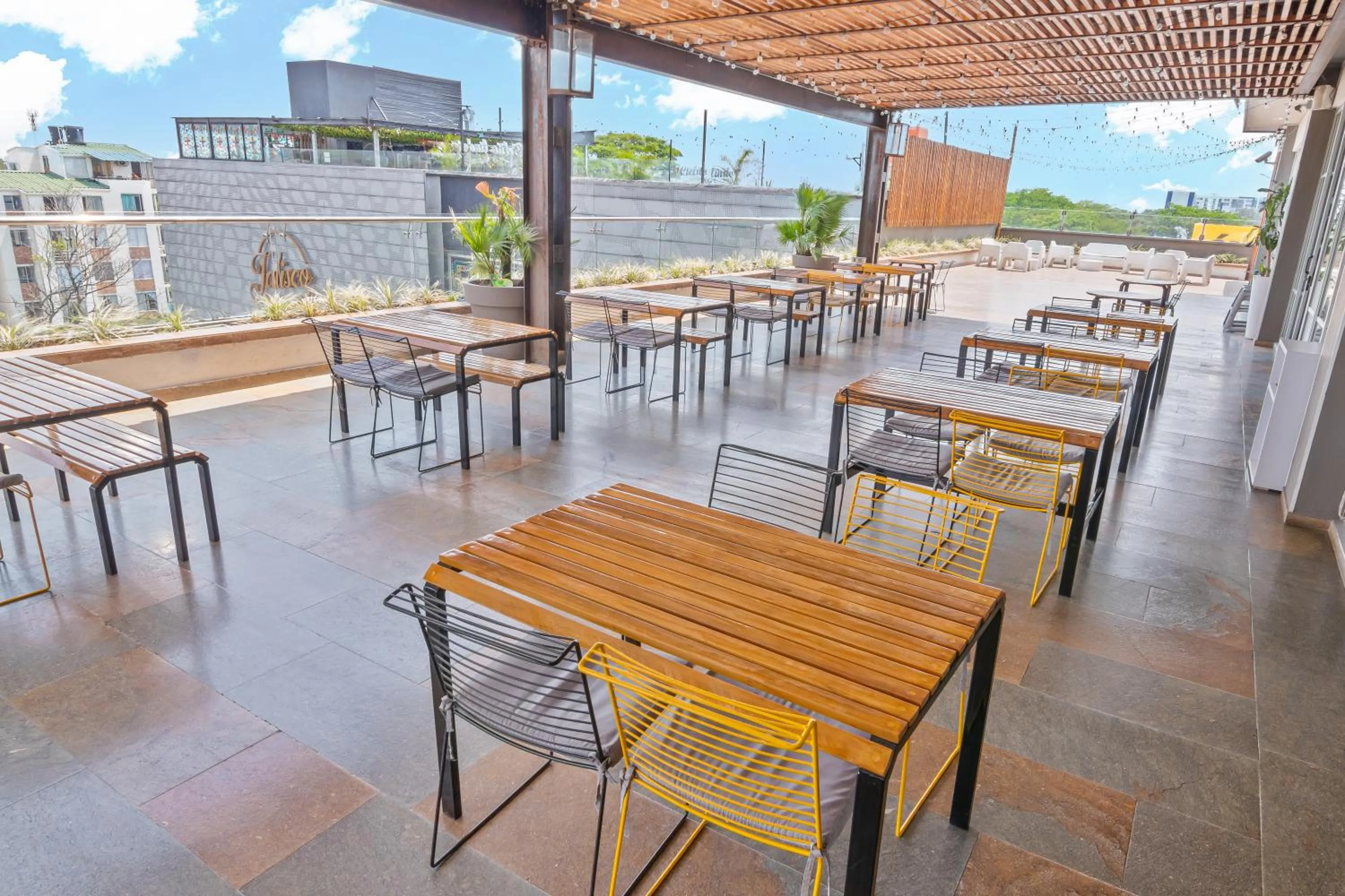 Balcony/Terrace in GHL Style Yopal