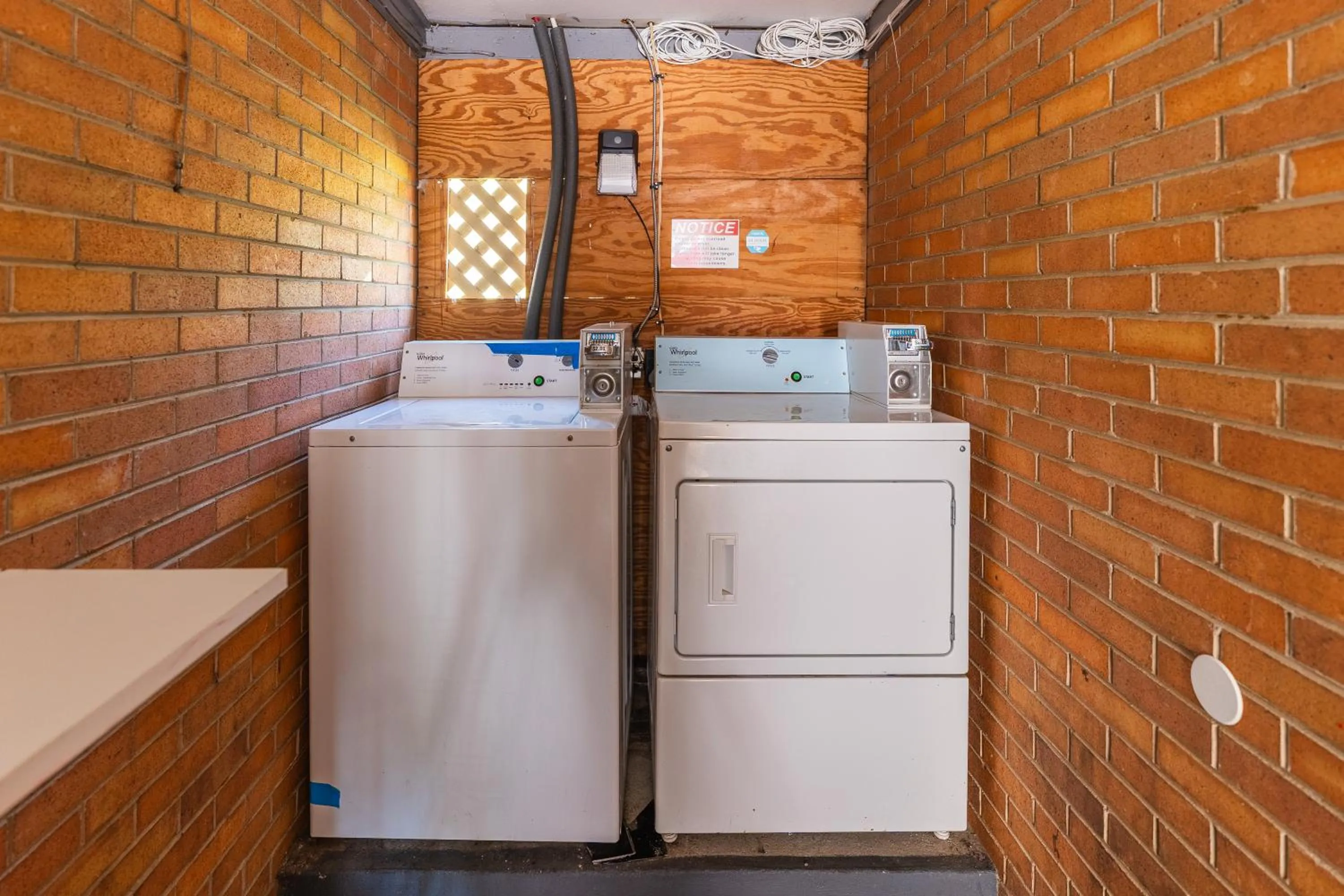 laundry in Budget Inn Pulaski