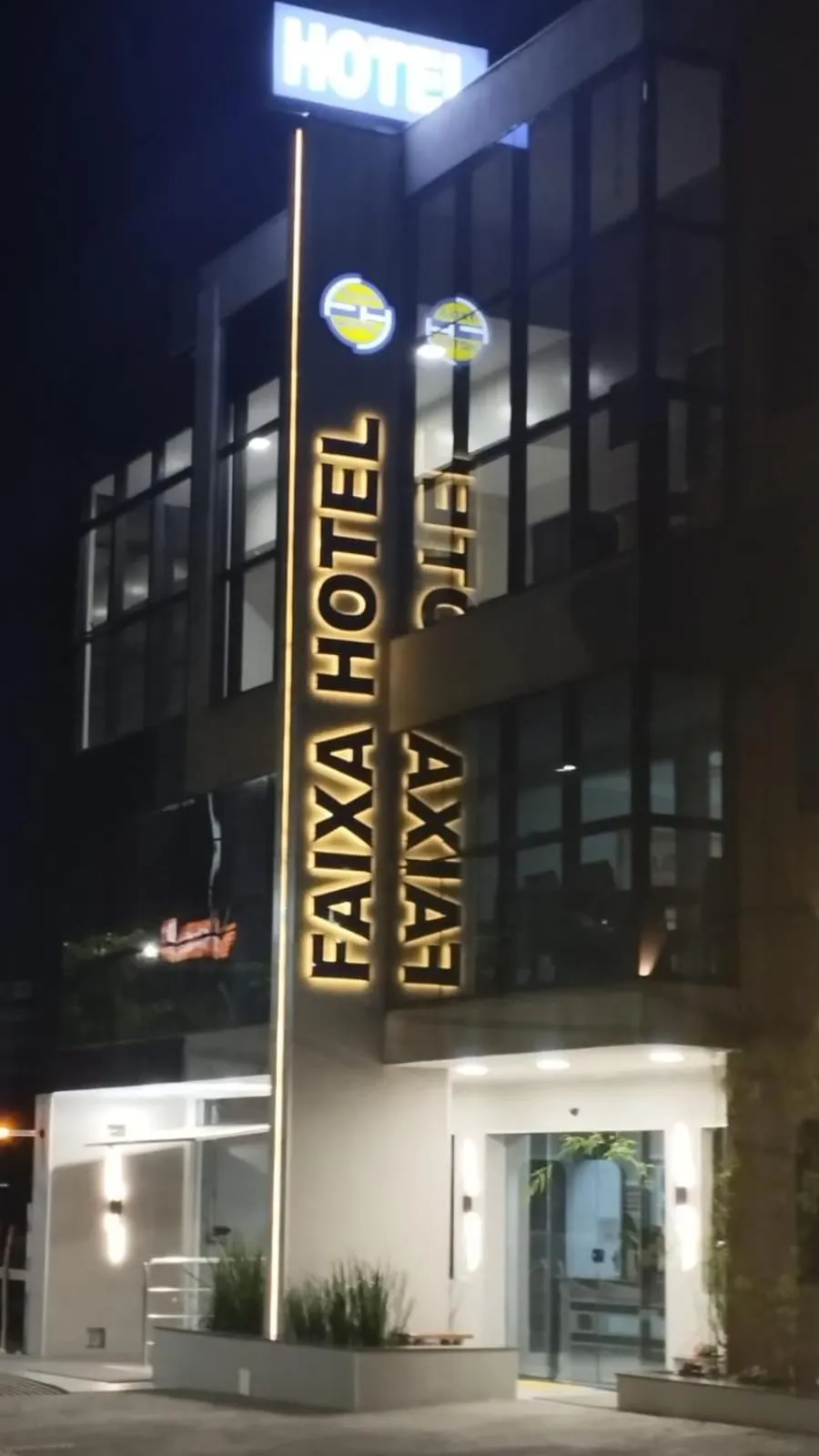 Property logo or sign in Faixa Hotel