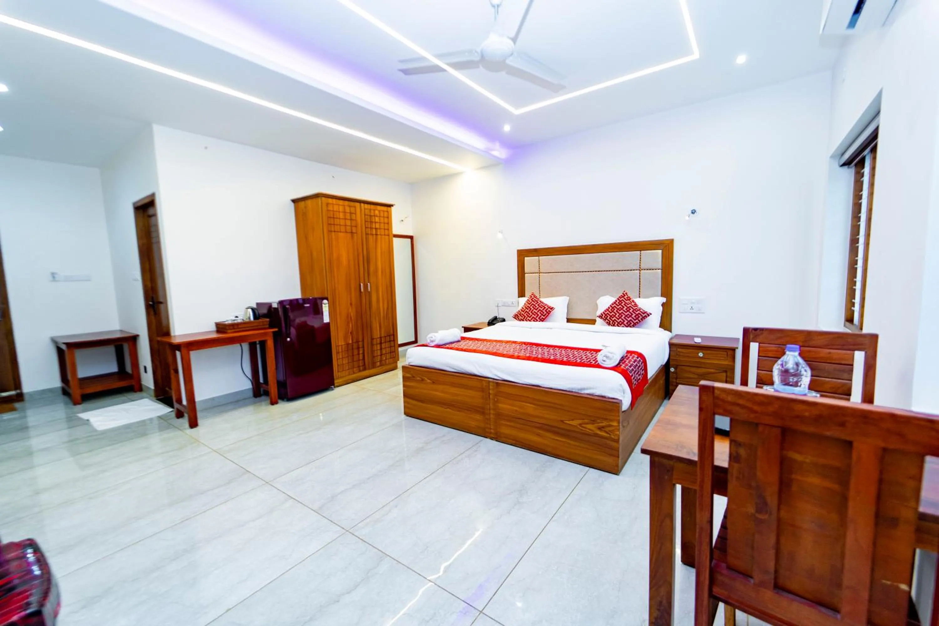 Bed in Skylar Seaview Beach Resort & Ayurveda Varkala