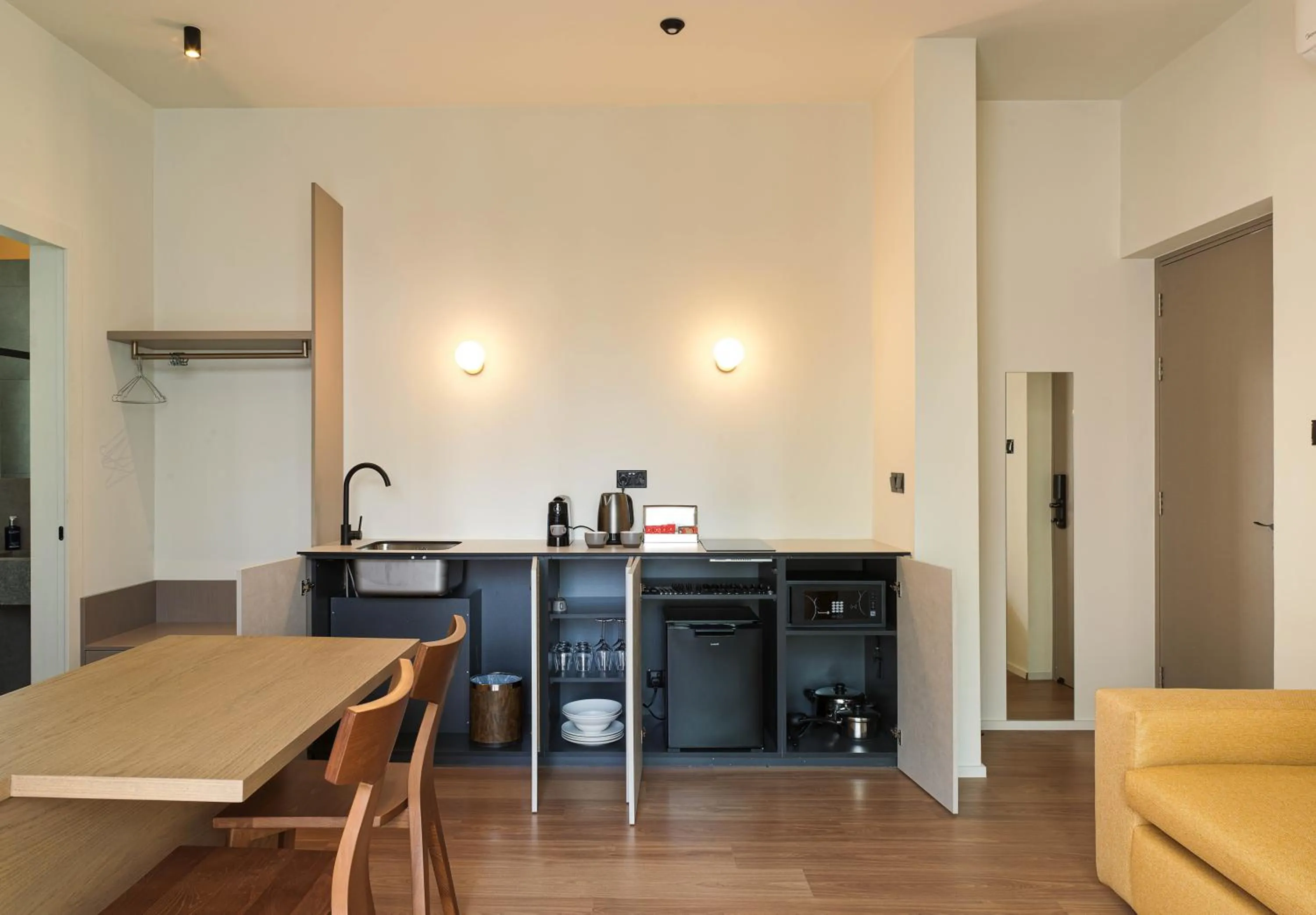 Kitchen or kitchenette in Alinea Market Agora Square