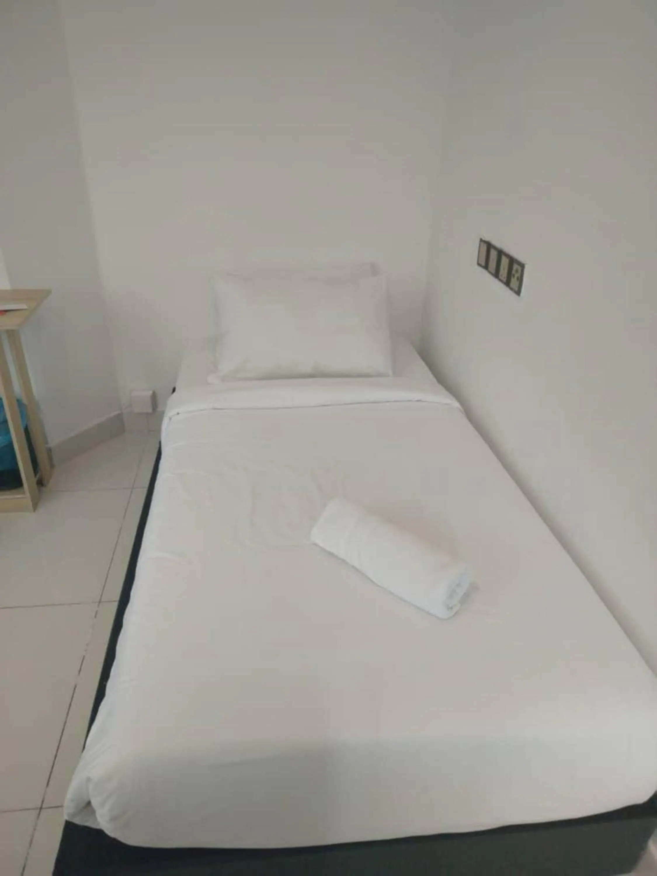 Bed in Swing & Pillows - Masjid Jamek Kuala Lumpur