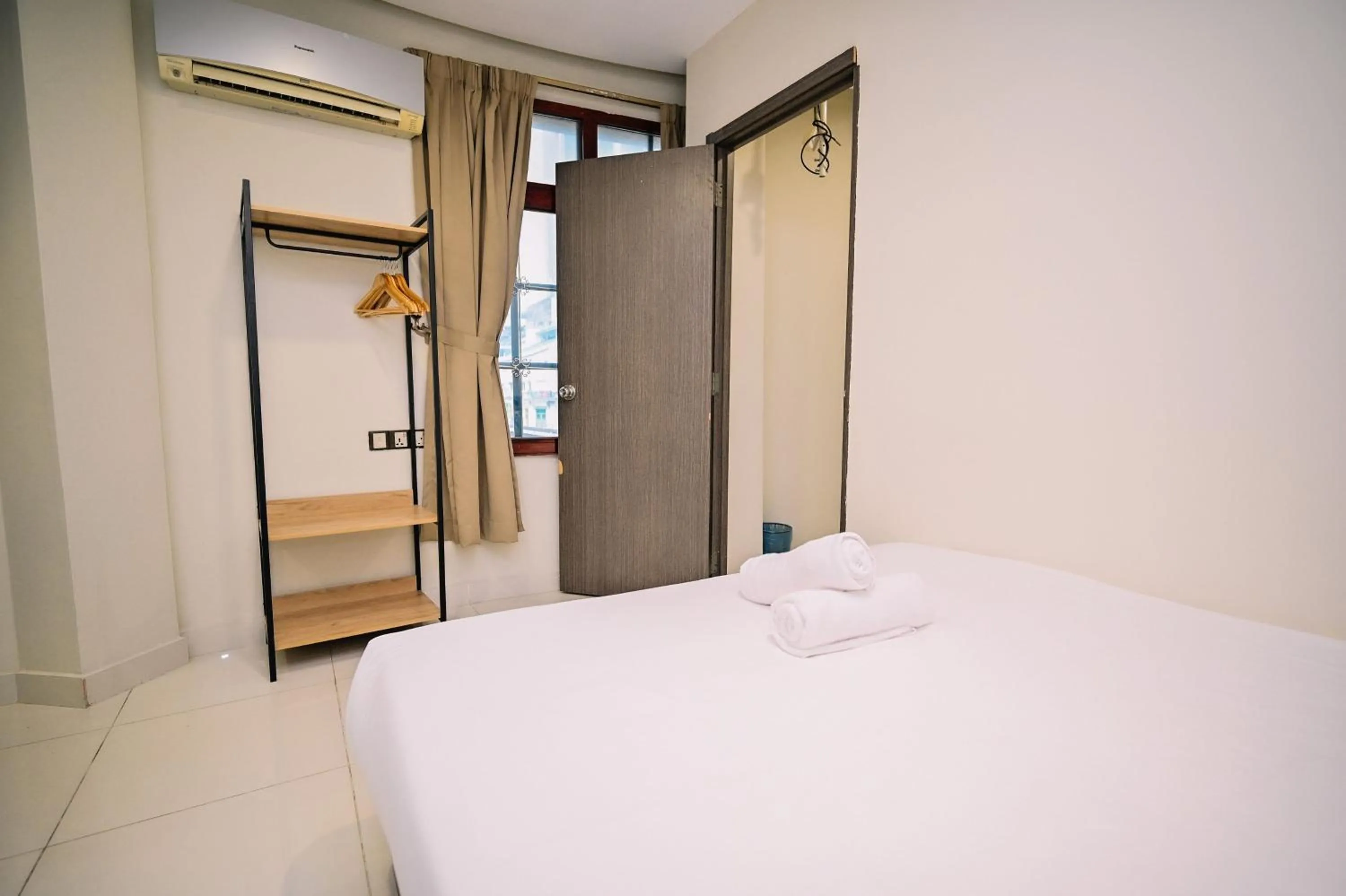 Bed in Swing & Pillows - Masjid Jamek Kuala Lumpur