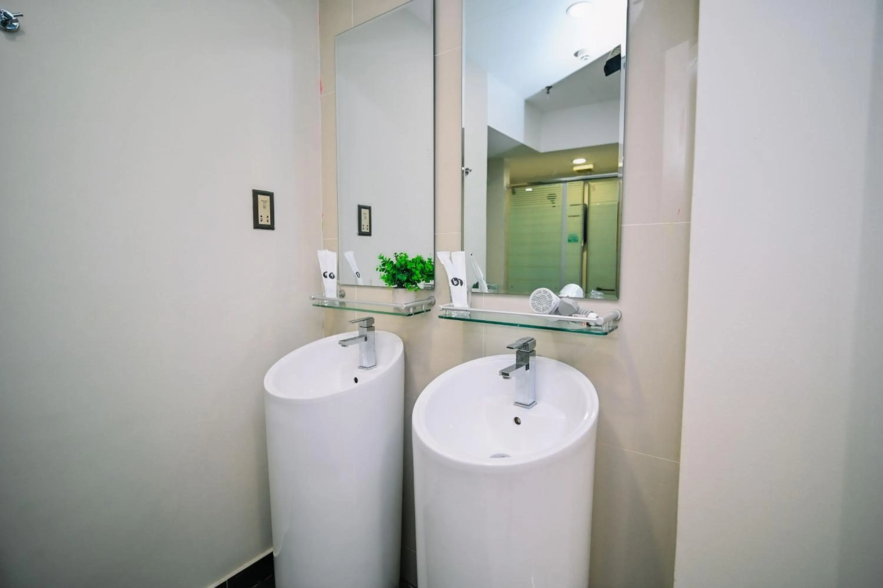 Swing & Pillows - Masjid Jamek Kuala Lumpur