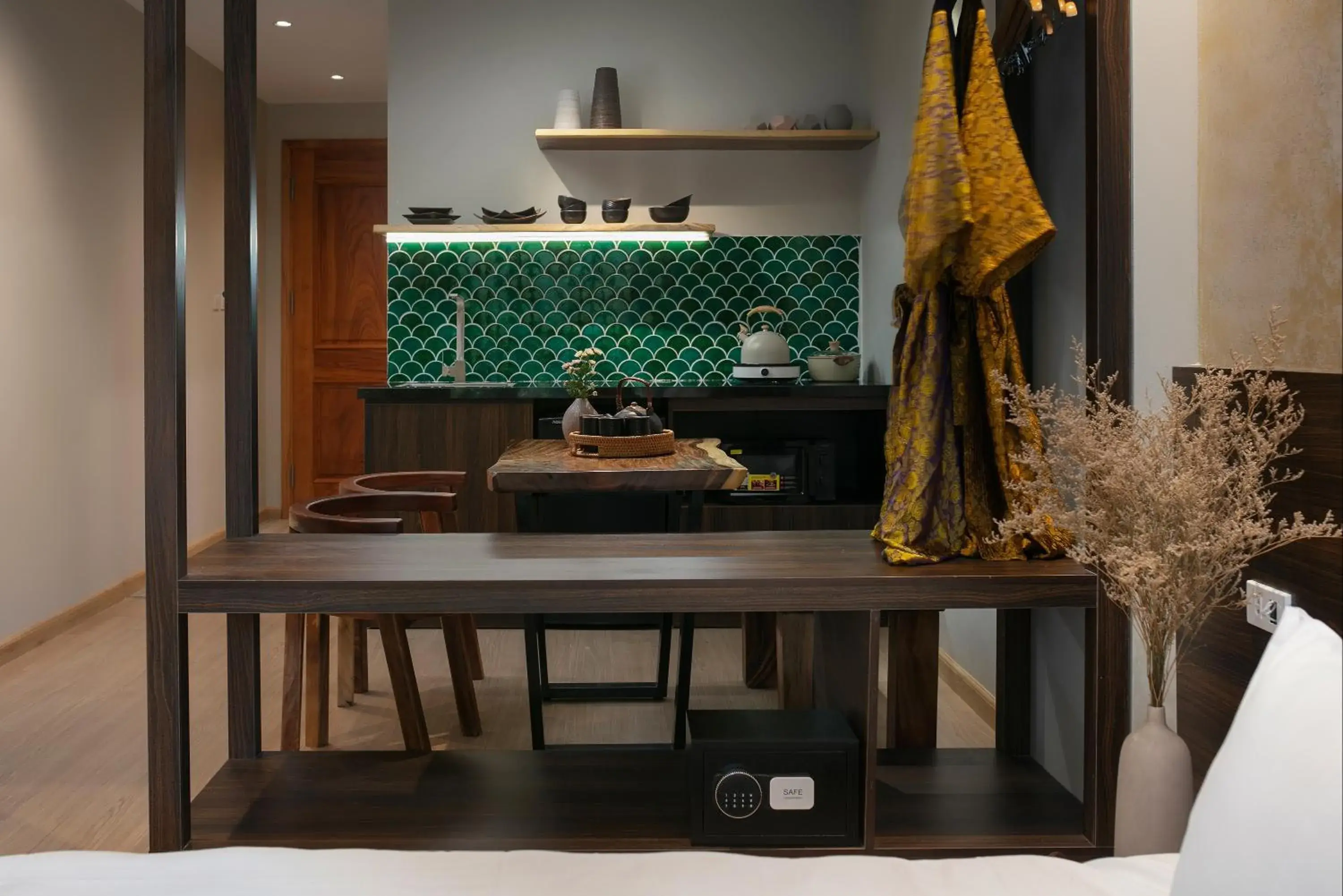 Dining area in Brilliant Nature Suites & Spa Dining area in Brilliant Nature Suites & Spa