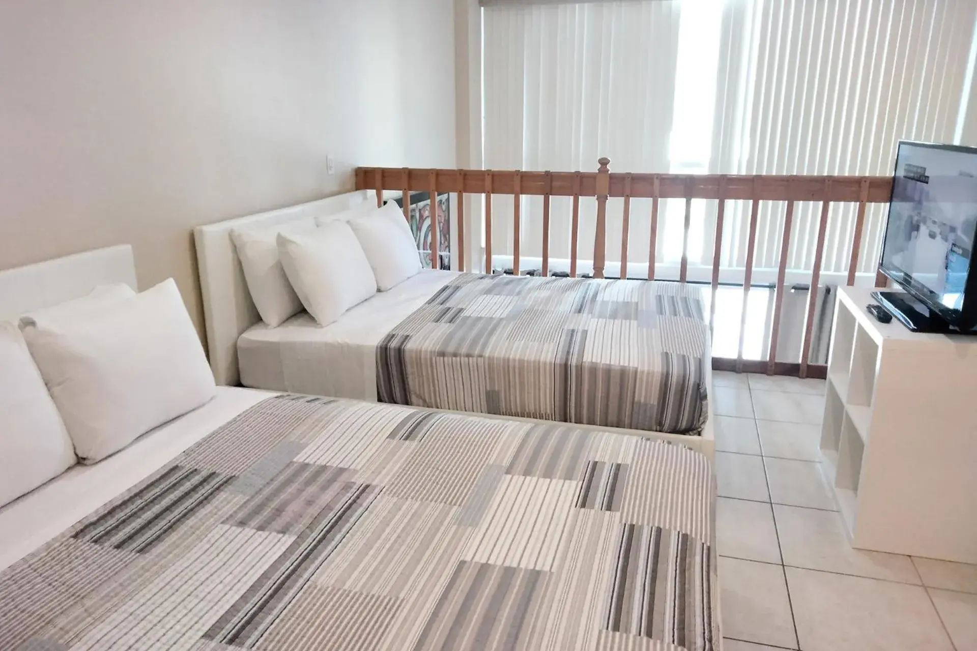 Duplex Apartment in Miami Beach Apartments by MiaRentals Duplex Apartment in Miami Beach Apartments by MiaRentals