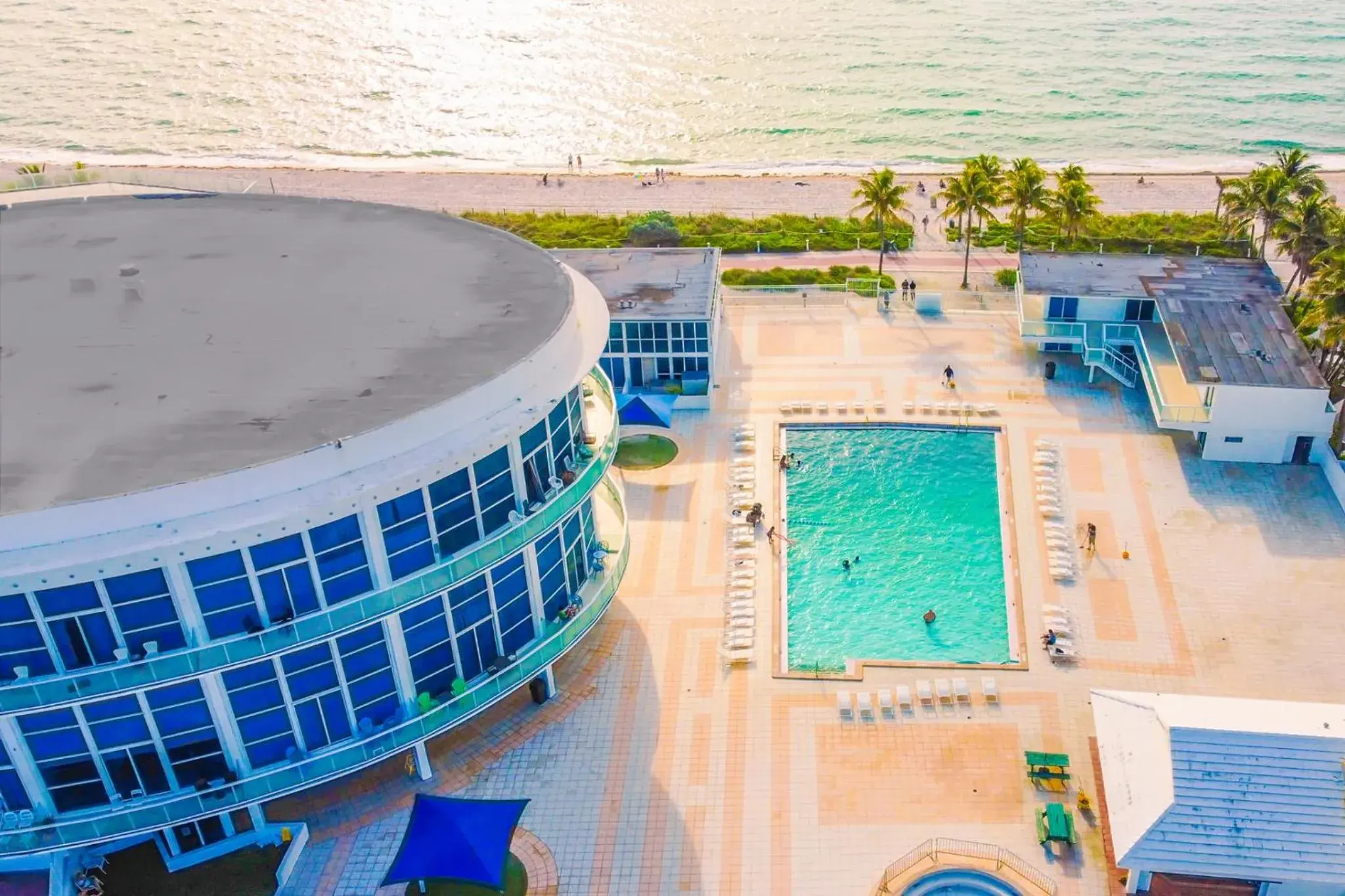 Miami Beach Apartments by MiaRentals Miami Beach Apartments by MiaRentals