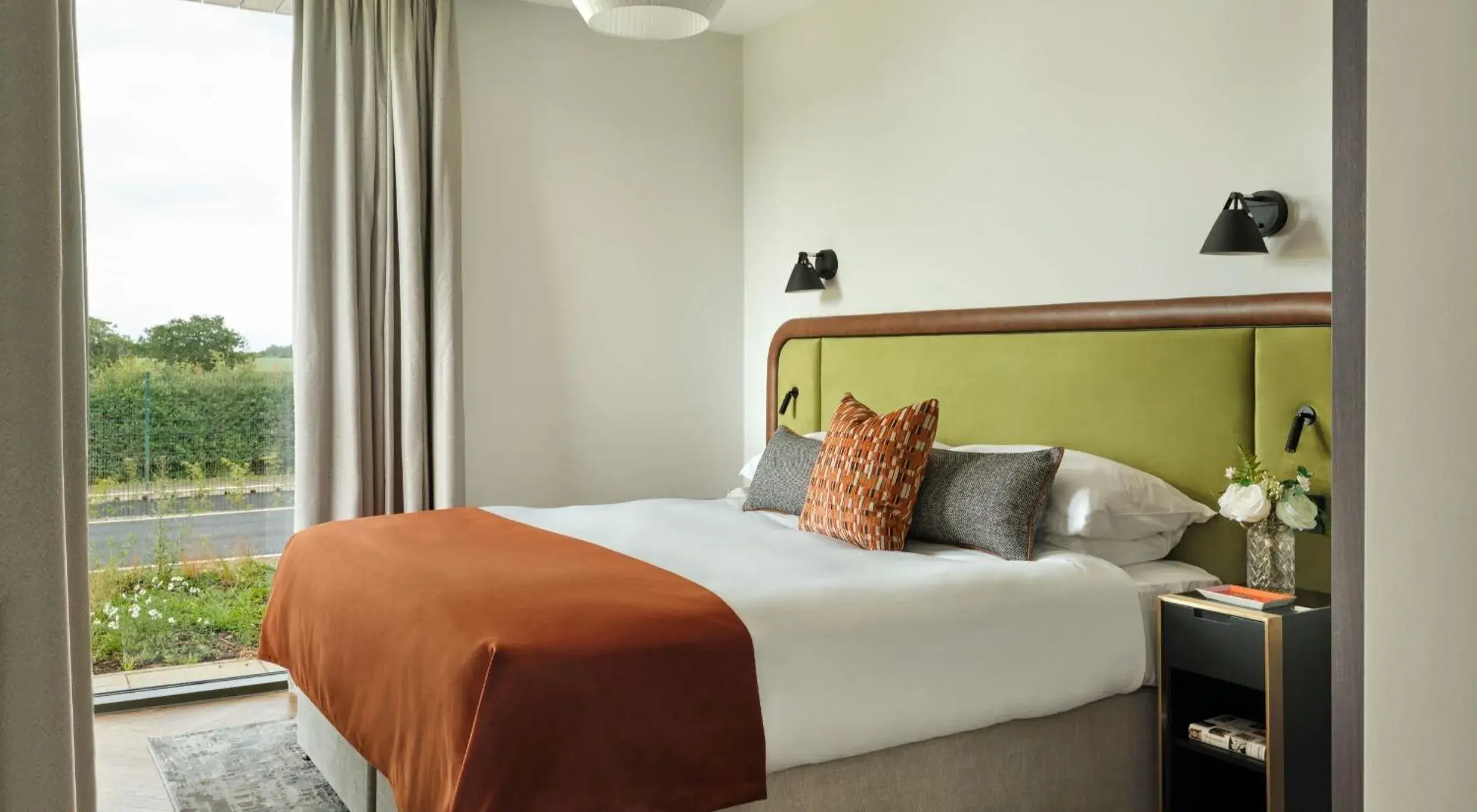 Bed in Escapade Silverstone Bed in Escapade Silverstone