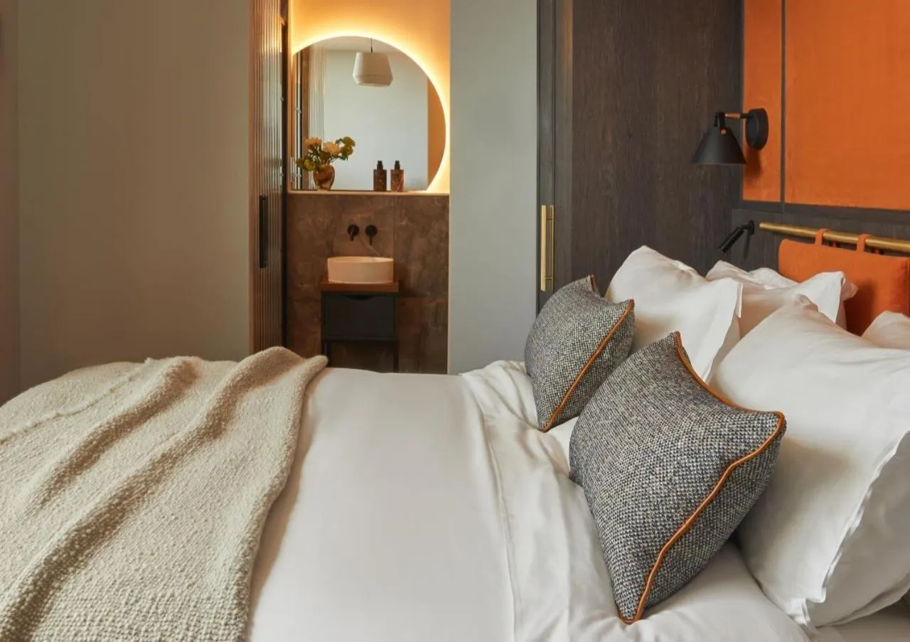 Bed in Escapade Silverstone