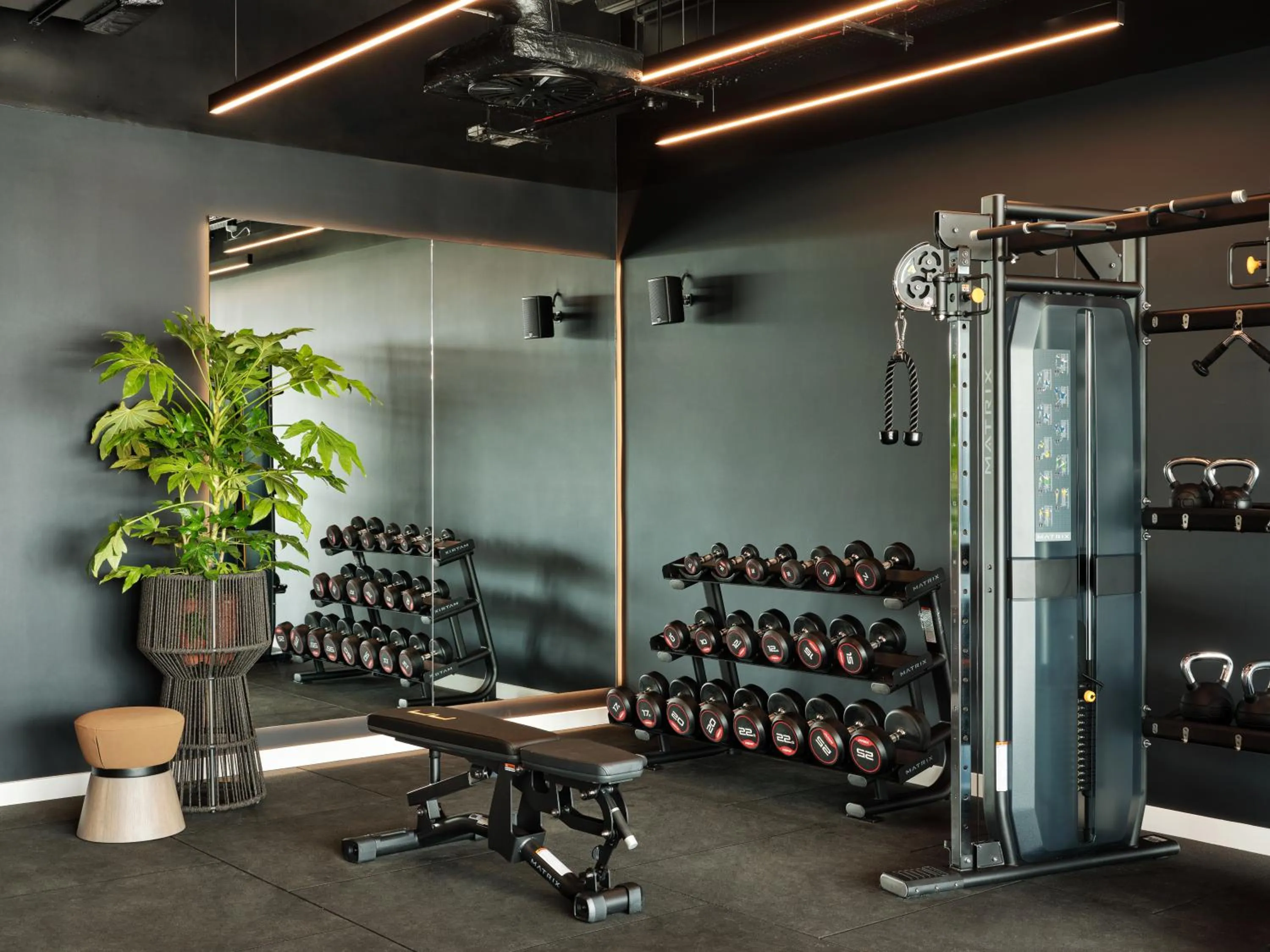 Property building in Escapade Silverstone