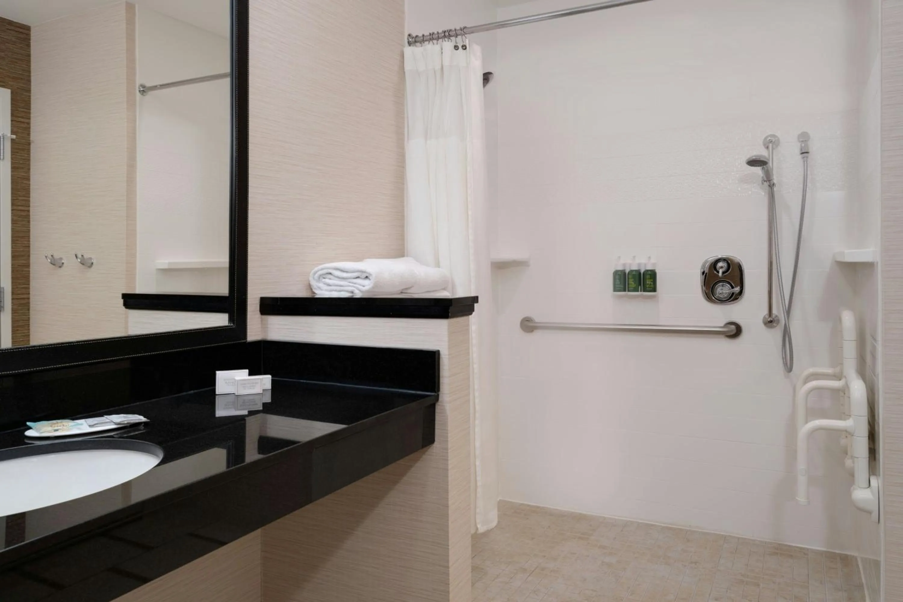 Bathroom in Fairfield Inn & Suites by Marriott Moab