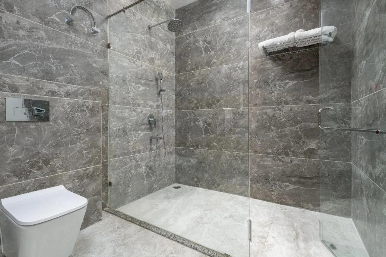 Bathroom in The Chail Resort, Chail