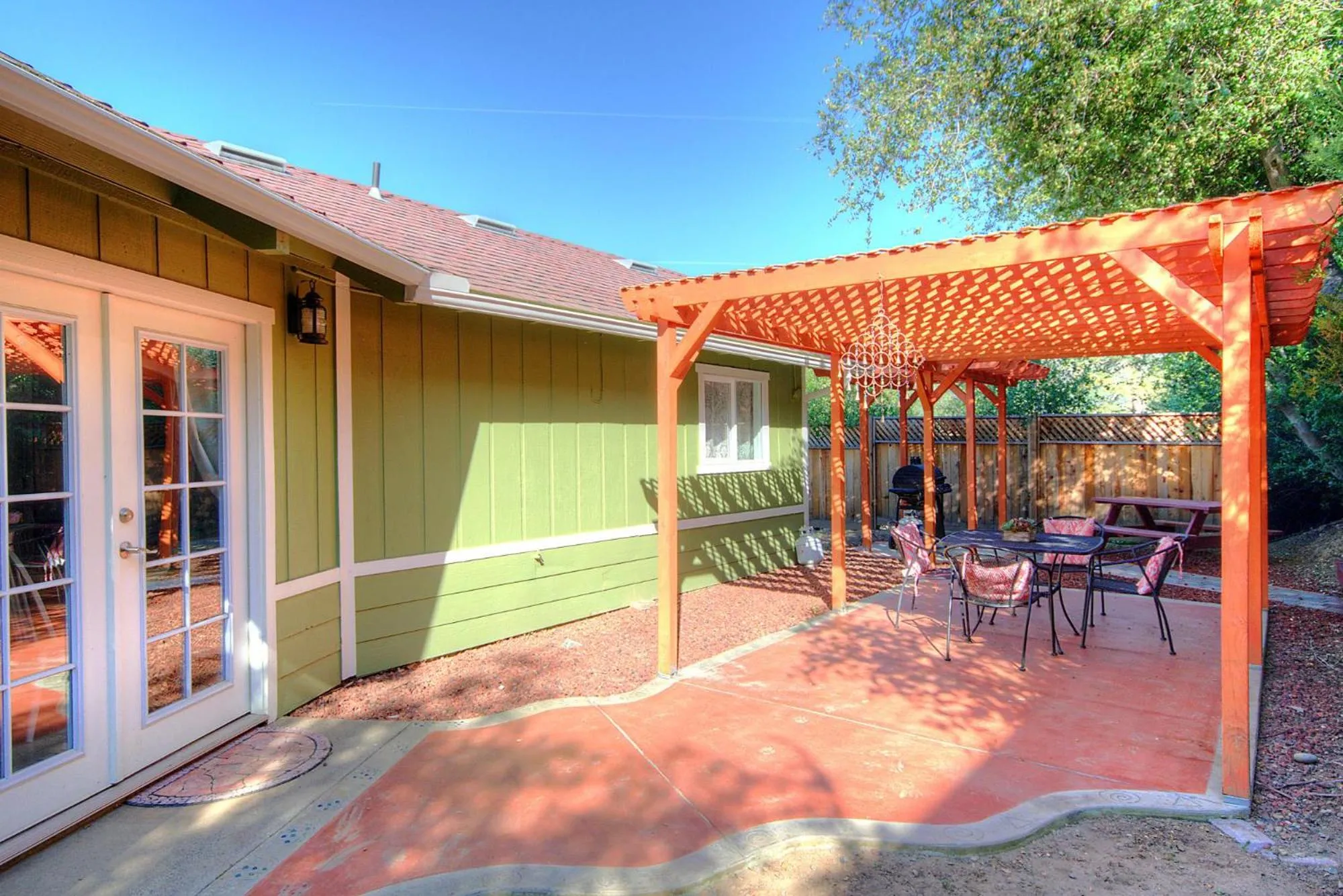 Harmony Hilltop Hideaway