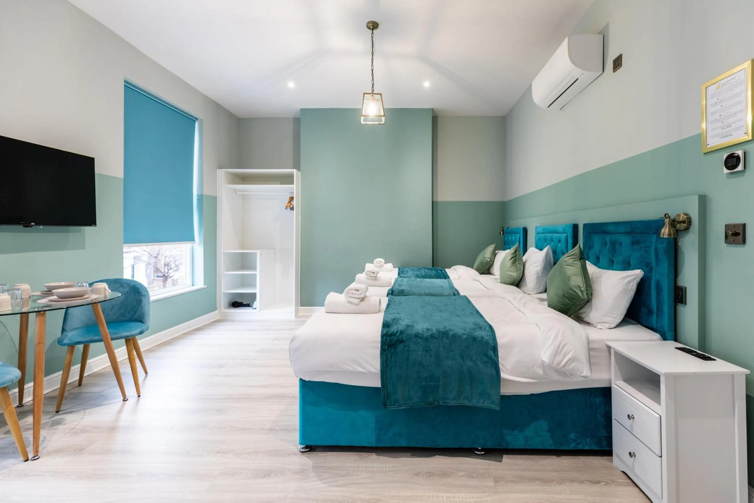 Bedroom, Bed in The Chapter Hotels - Finsbury Park