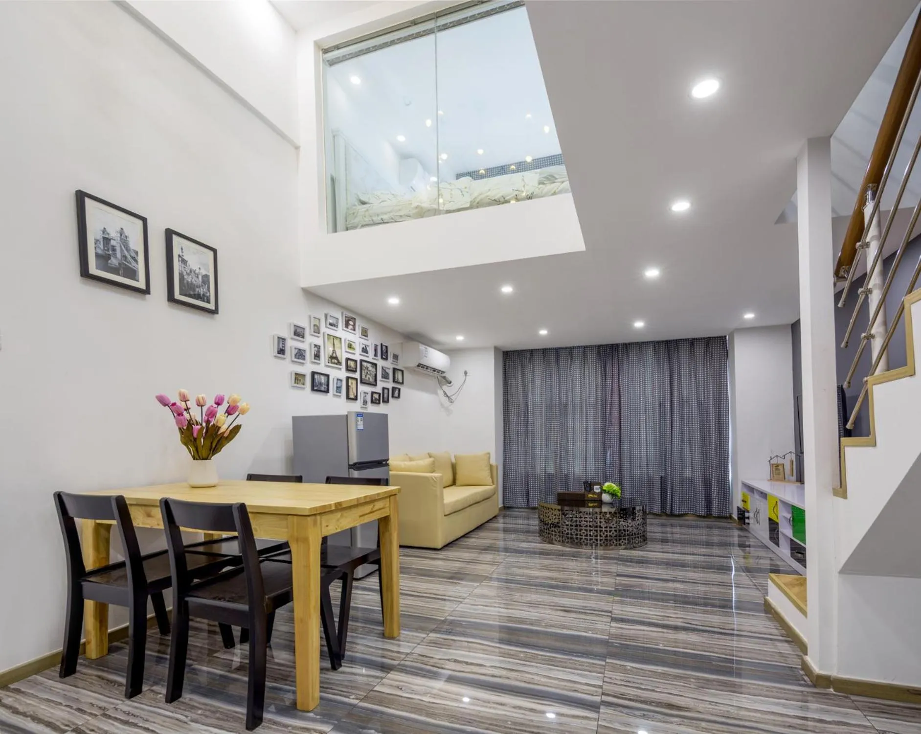 TV and multimedia in Serveyou International Apartment - Free Airport Pickup Service & Free Canton Fair Shuttle Bus