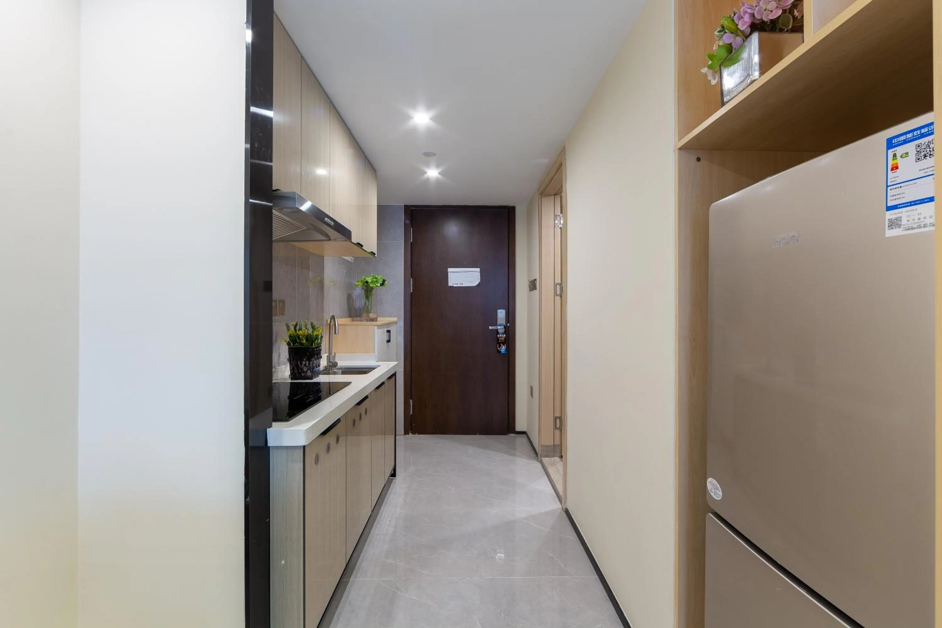 Kitchen or kitchenette in Serveyou International Apartment - Free Airport Pickup Service & Free Canton Fair Shuttle Bus