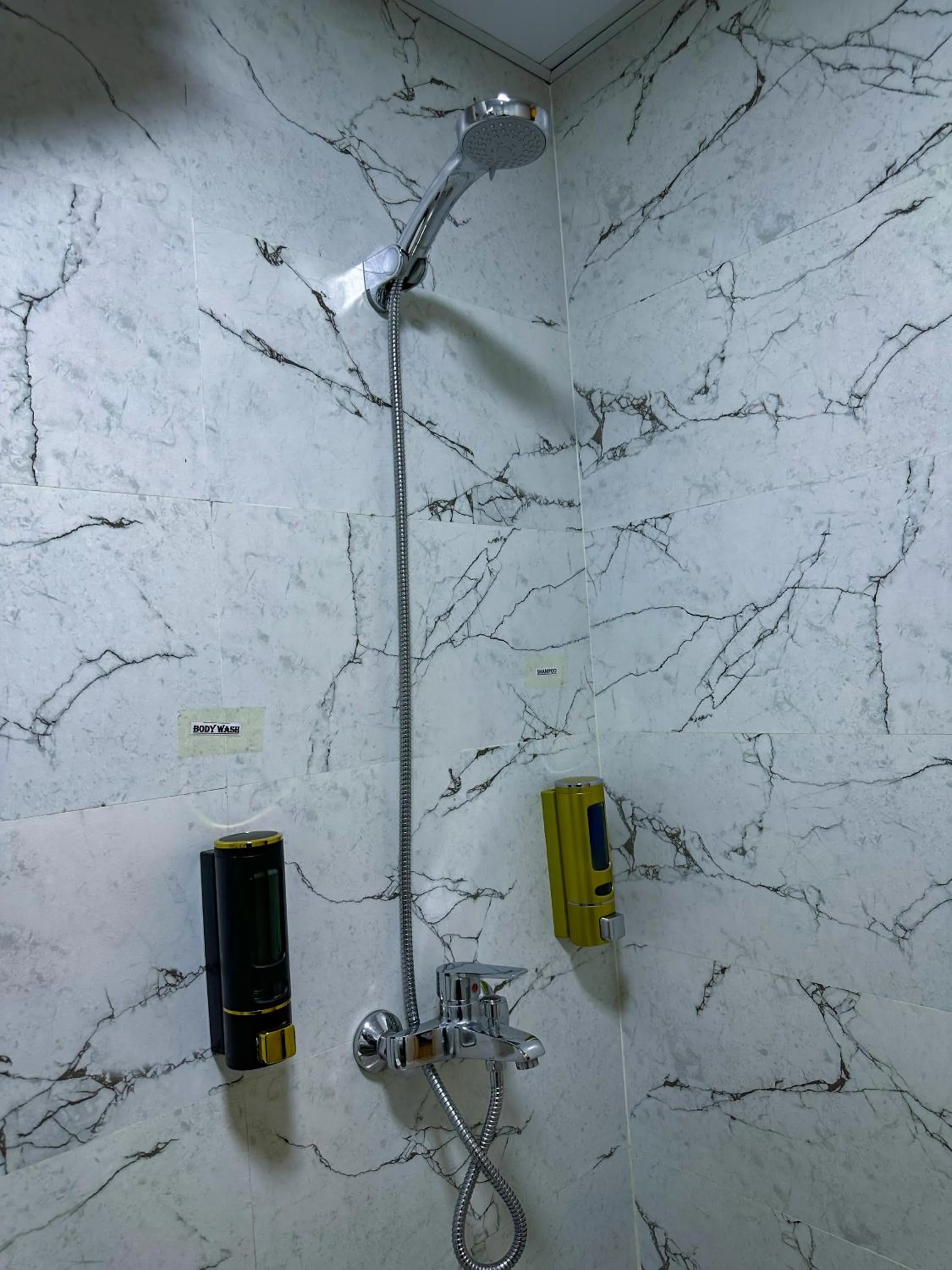 Shower in GOLD SKY AVENUE HOTEL