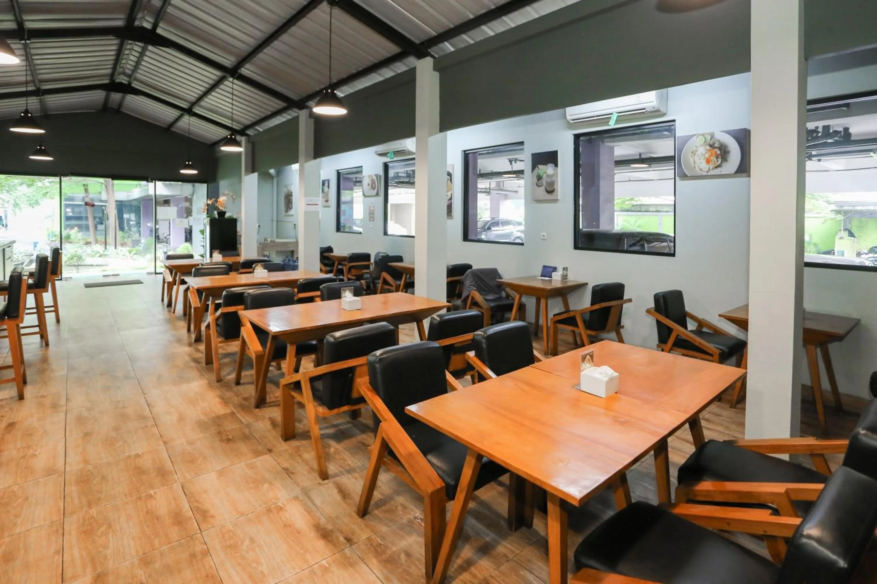 Lobby or reception in Townhouse Oak J&b Gunung Sahari