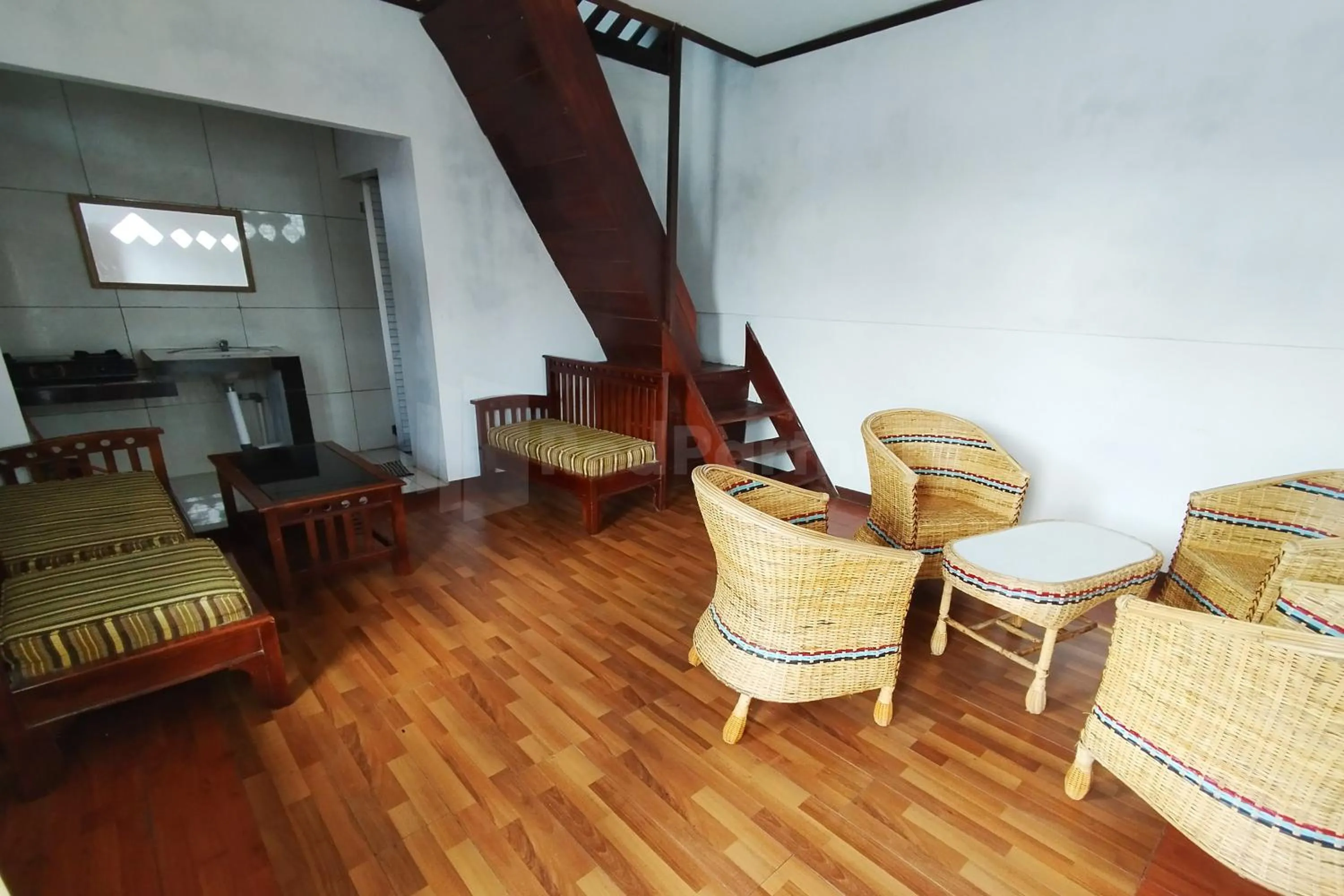 Lobby or reception in AS Resto,Café & Hotel Mitra RedDoorz