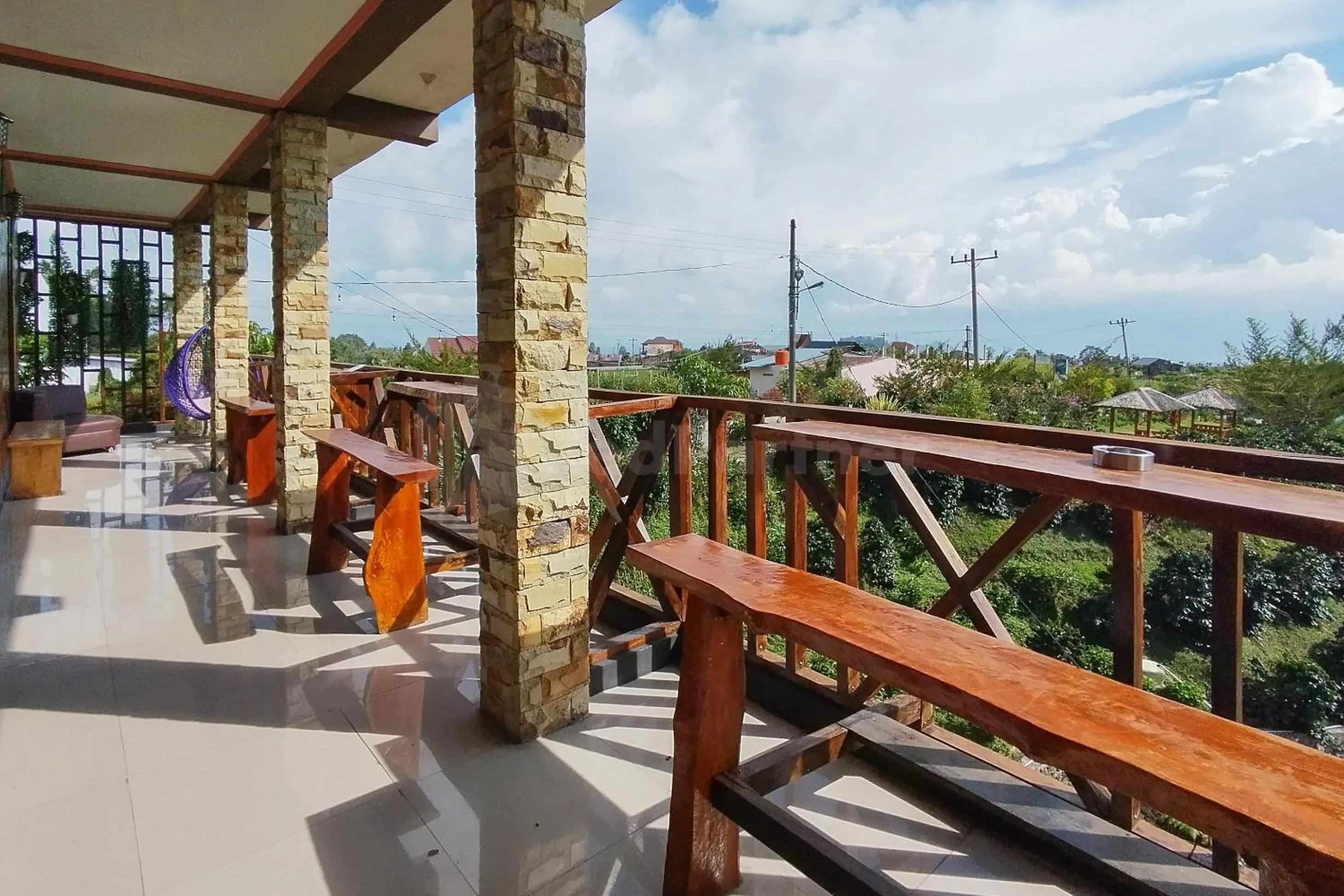 Balcony/Terrace in AS Resto,Café & Hotel Mitra RedDoorz