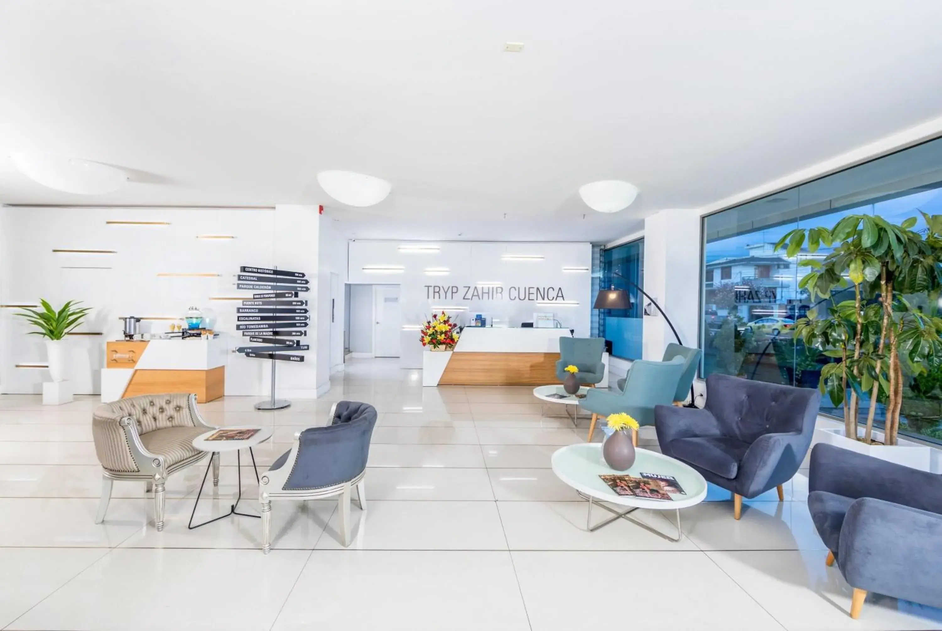 Lobby or reception in TRYP by Wyndham Cuenca Zahir Lobby or reception in TRYP by Wyndham Cuenca Zahir
