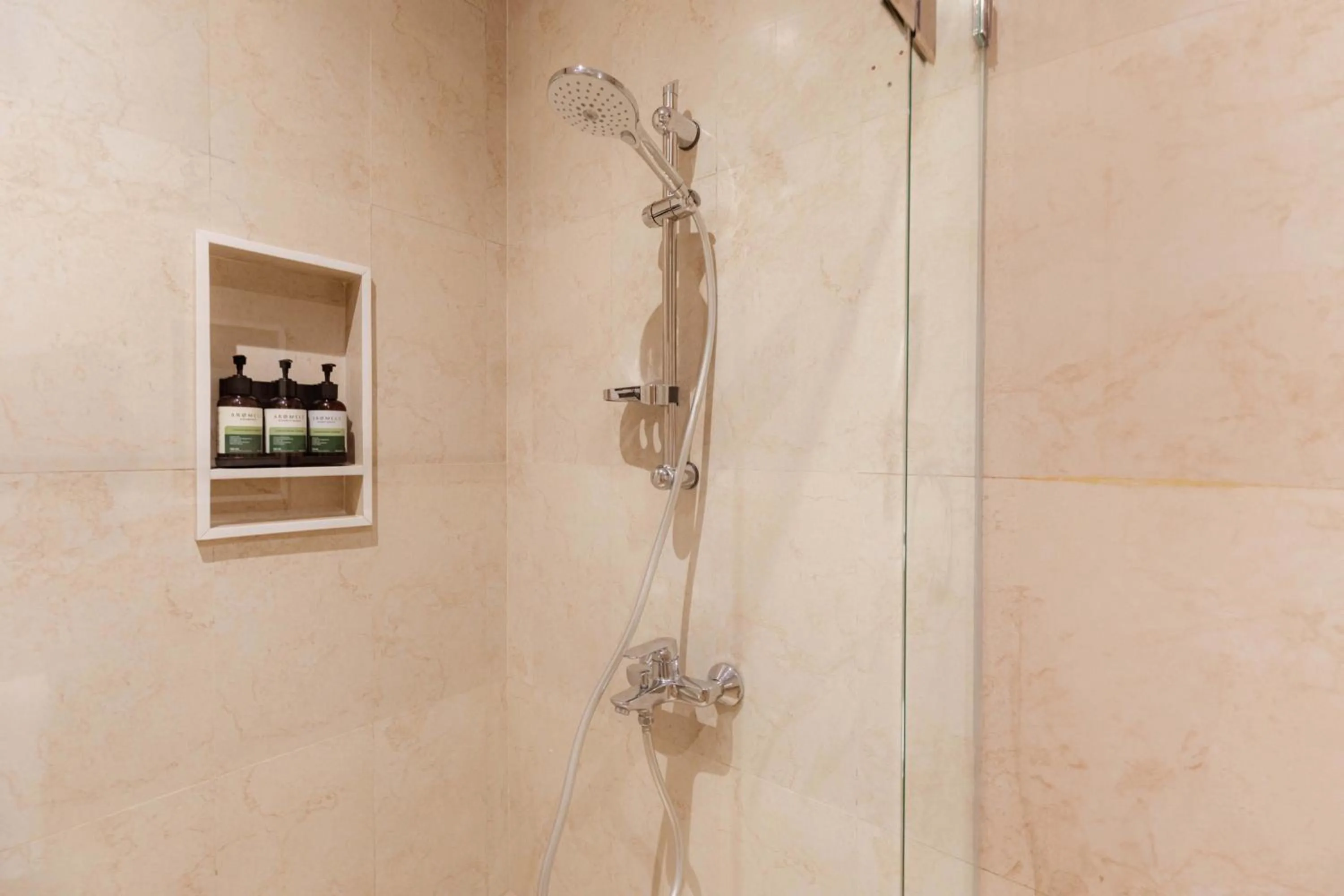 Shower in Uma Nandhi Villa Ubud