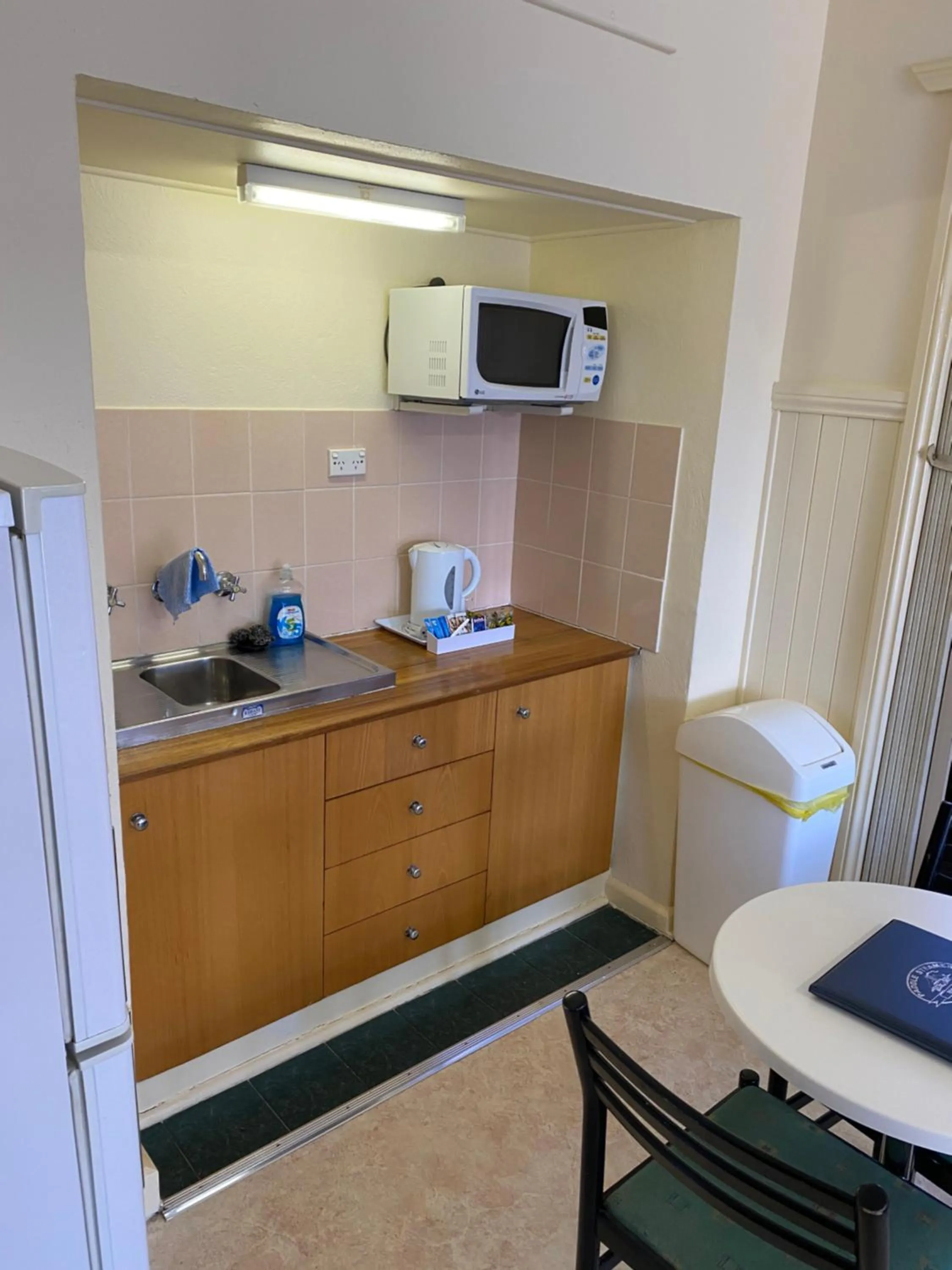 Coffee/tea facilities in Paddle Steamer Motel