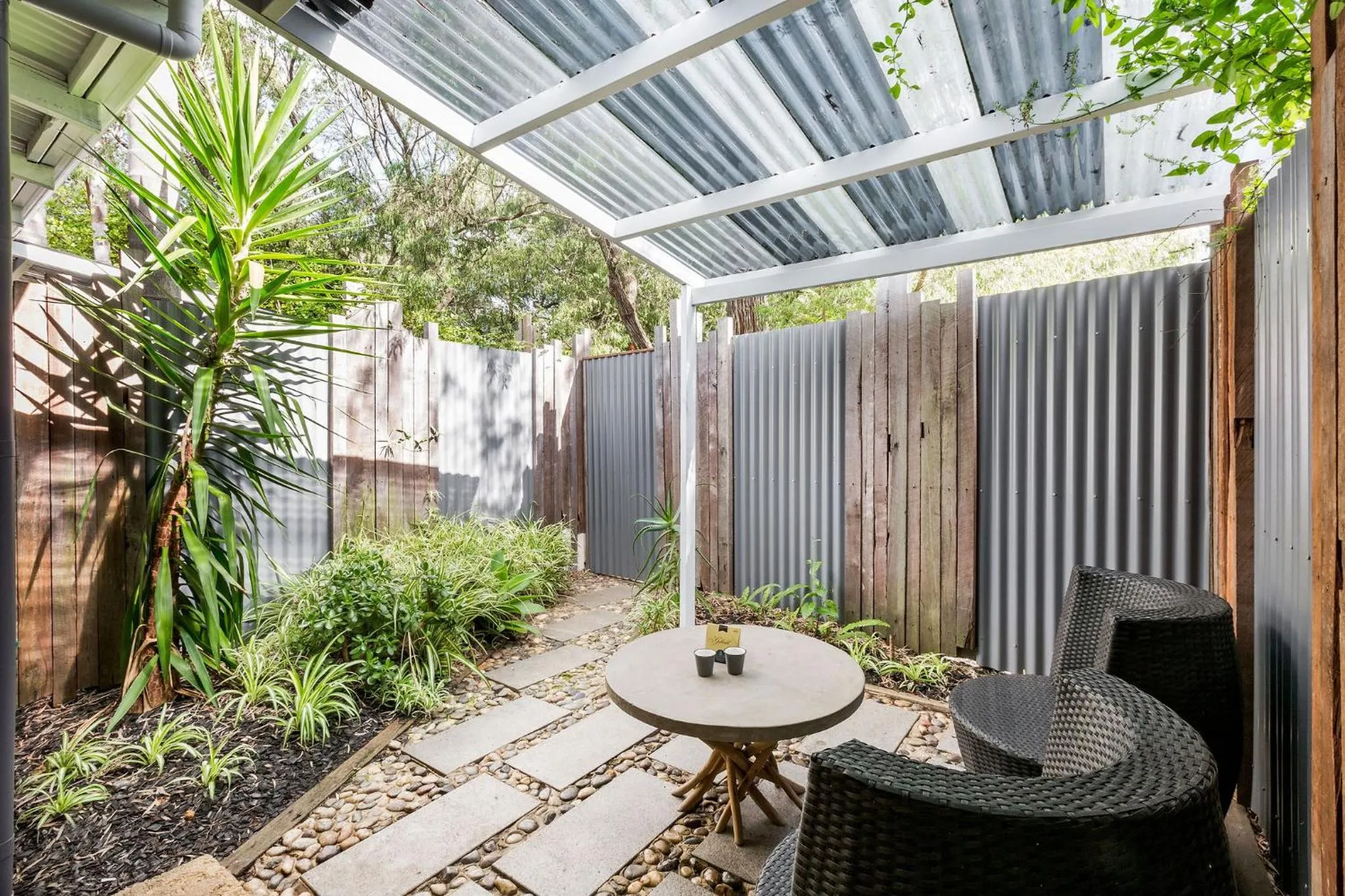 Patio in Yallingup Lodge Spa Retreat