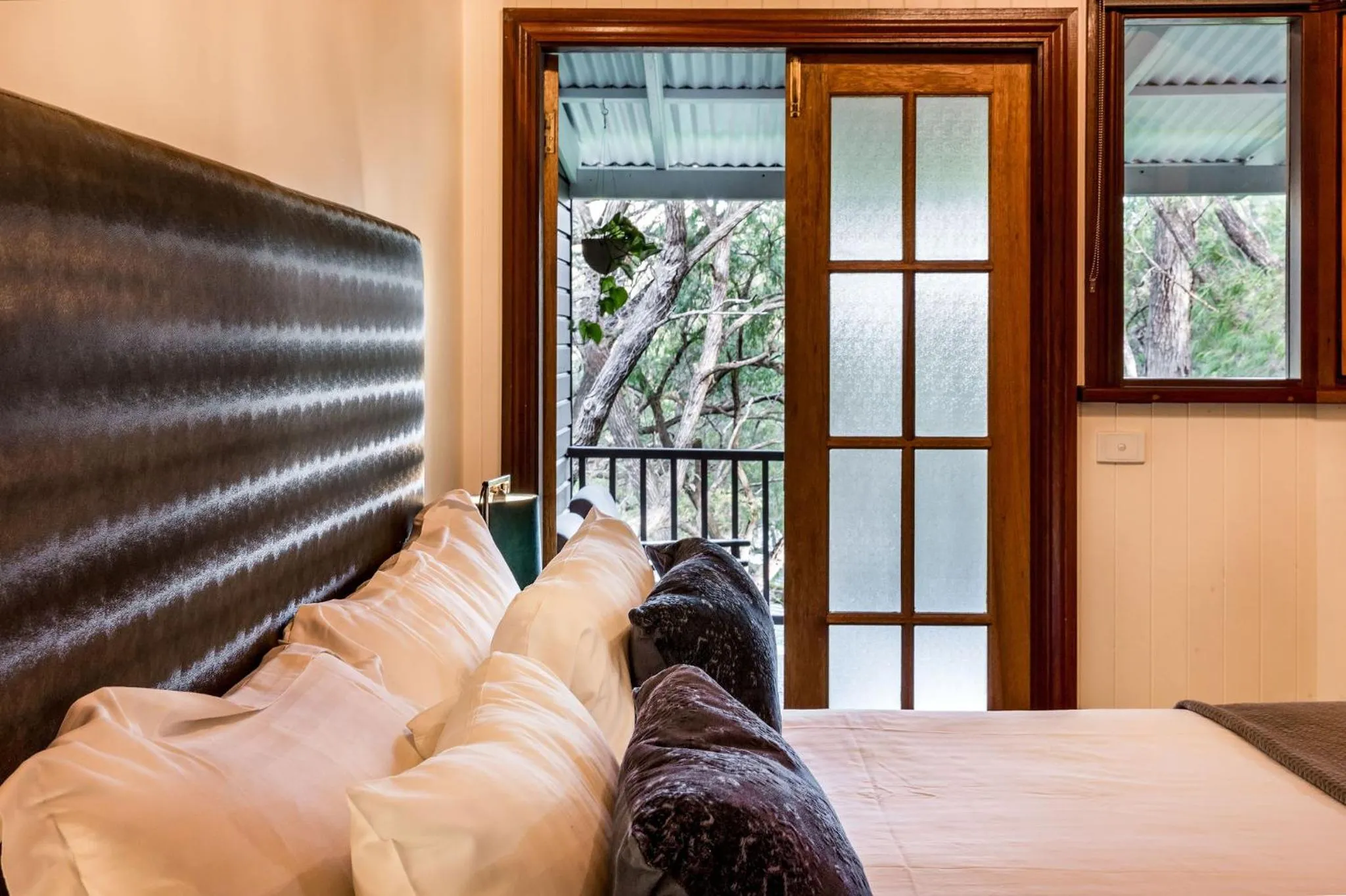 Bed in Yallingup Lodge Spa Retreat