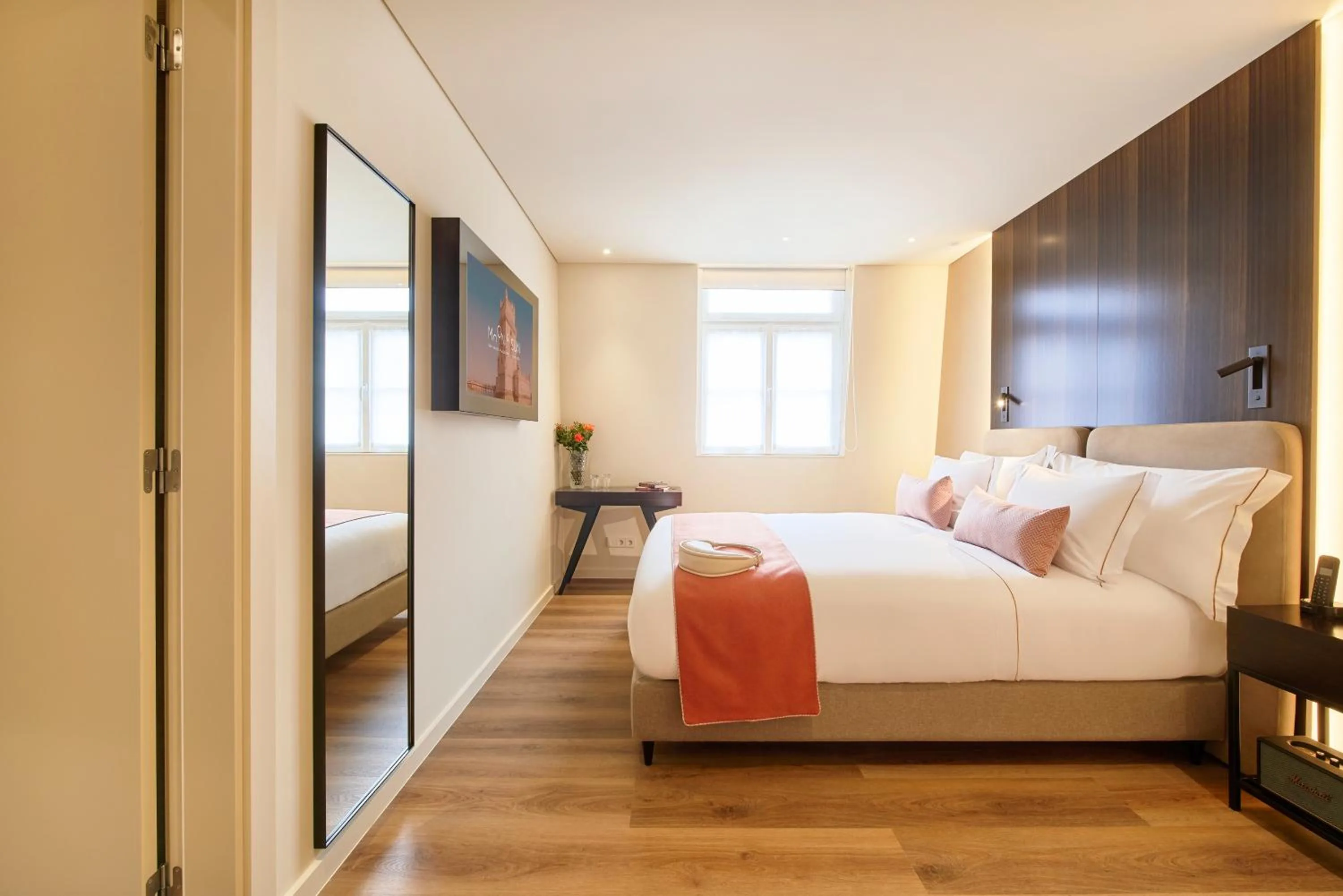 Bedroom, Bed in Hotel Moon & Sun Lisboa