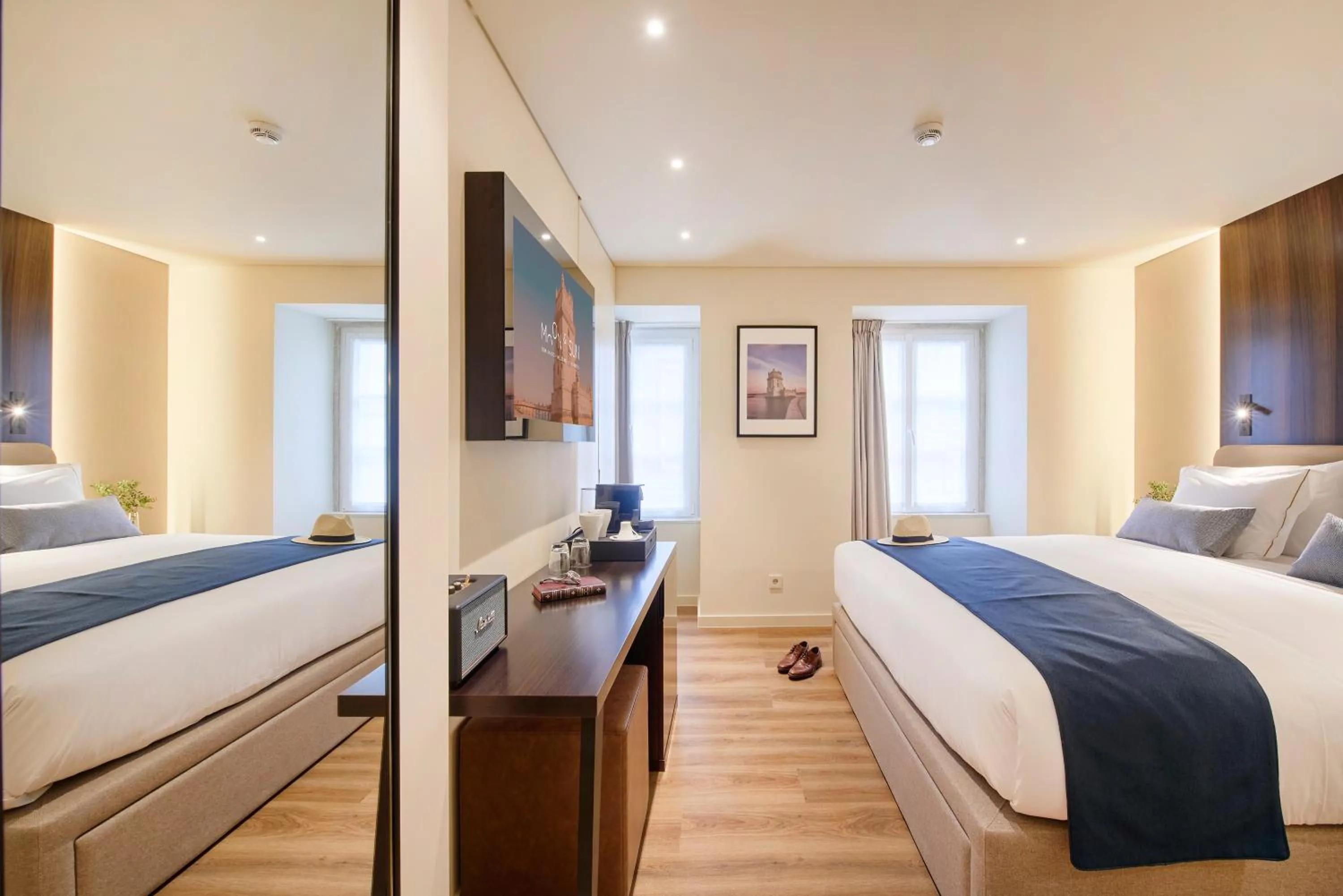 Bedroom, Bed in Hotel Moon & Sun Lisboa