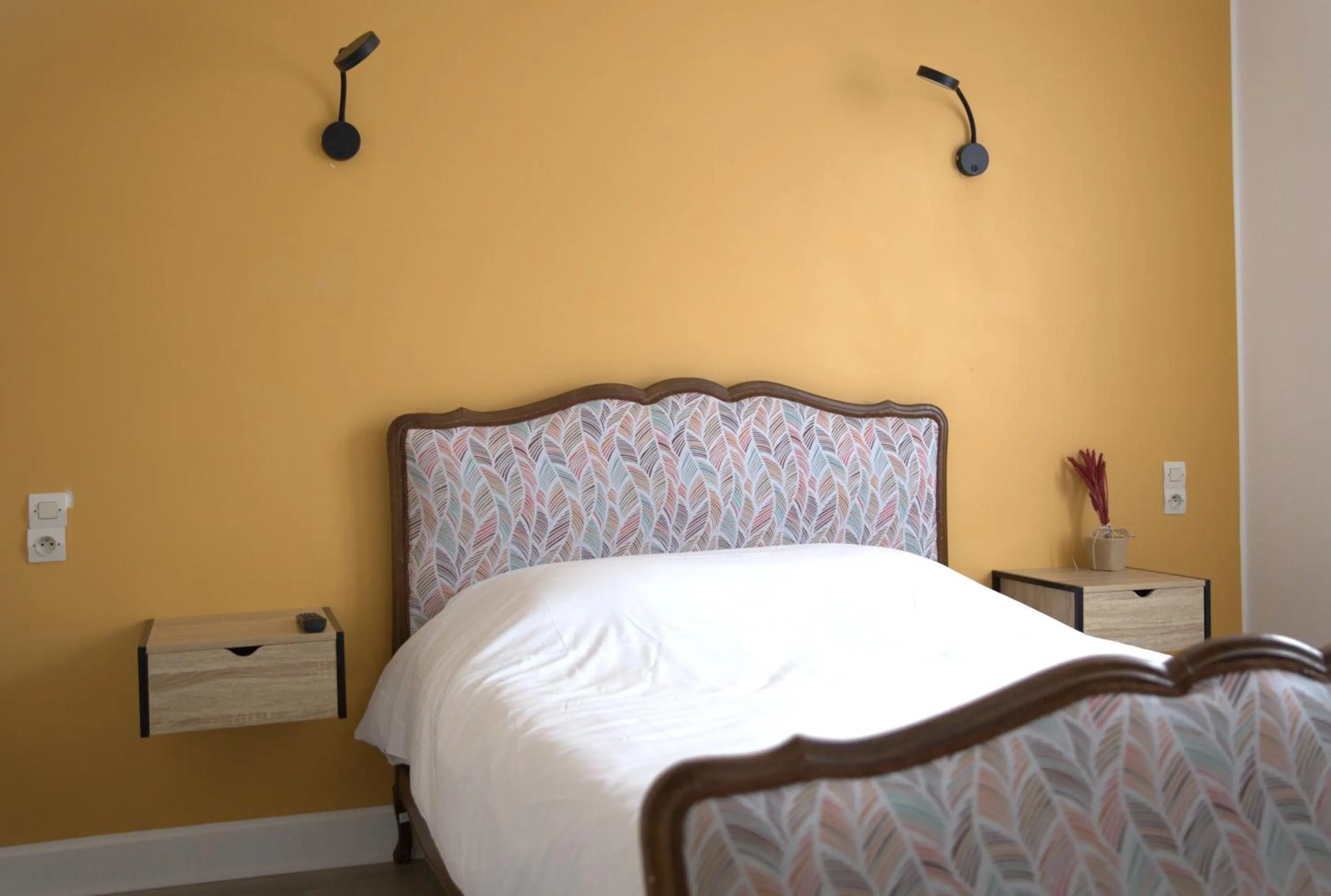 Bedroom, Bed in RELAIS 375